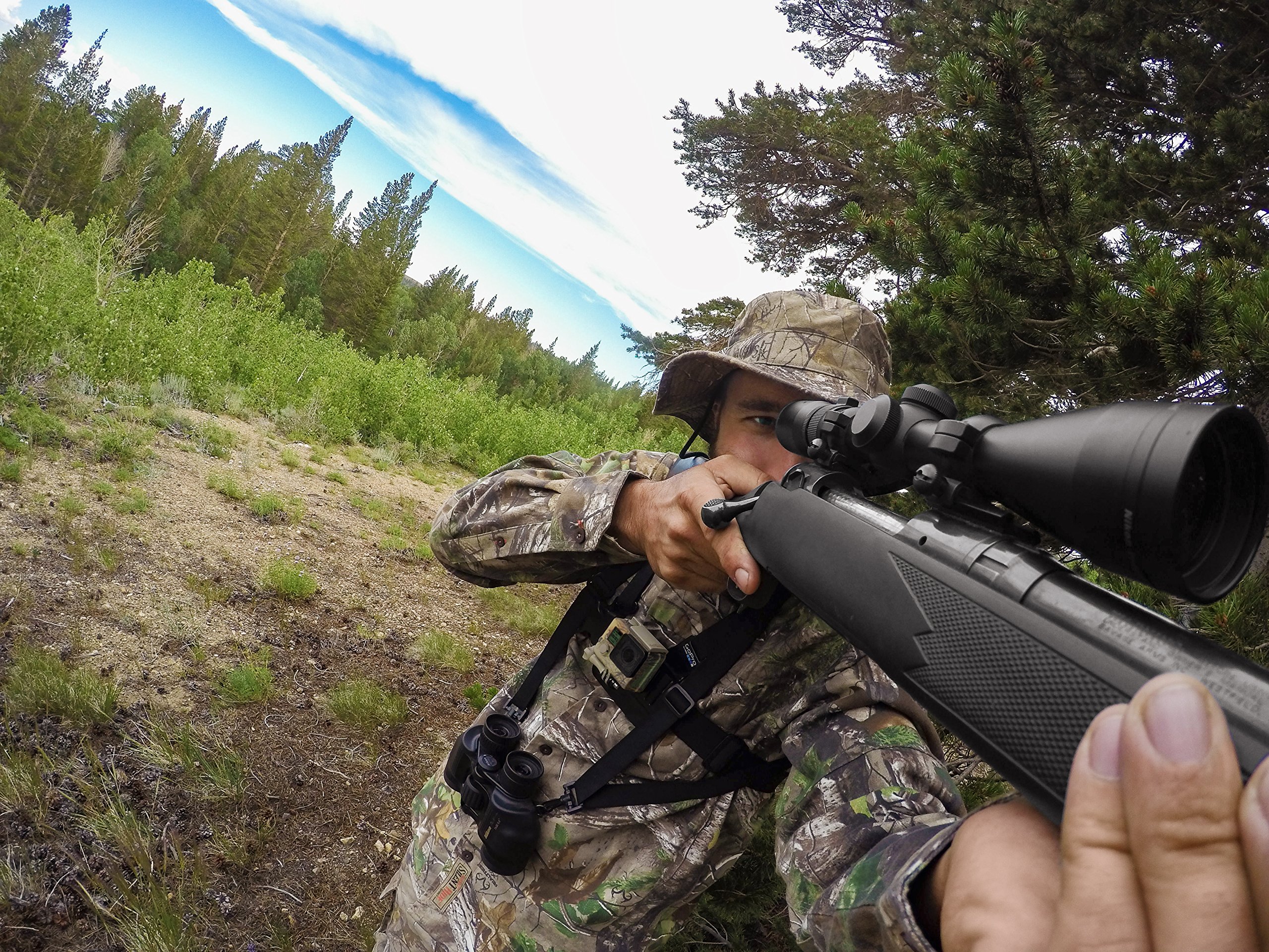 GoPro Camo Housing with QuickClip - Realtree Xtra Camouflage Design | Official GoPro Accessory for Hunting, Wildlife Photography & Outdoor Adventures