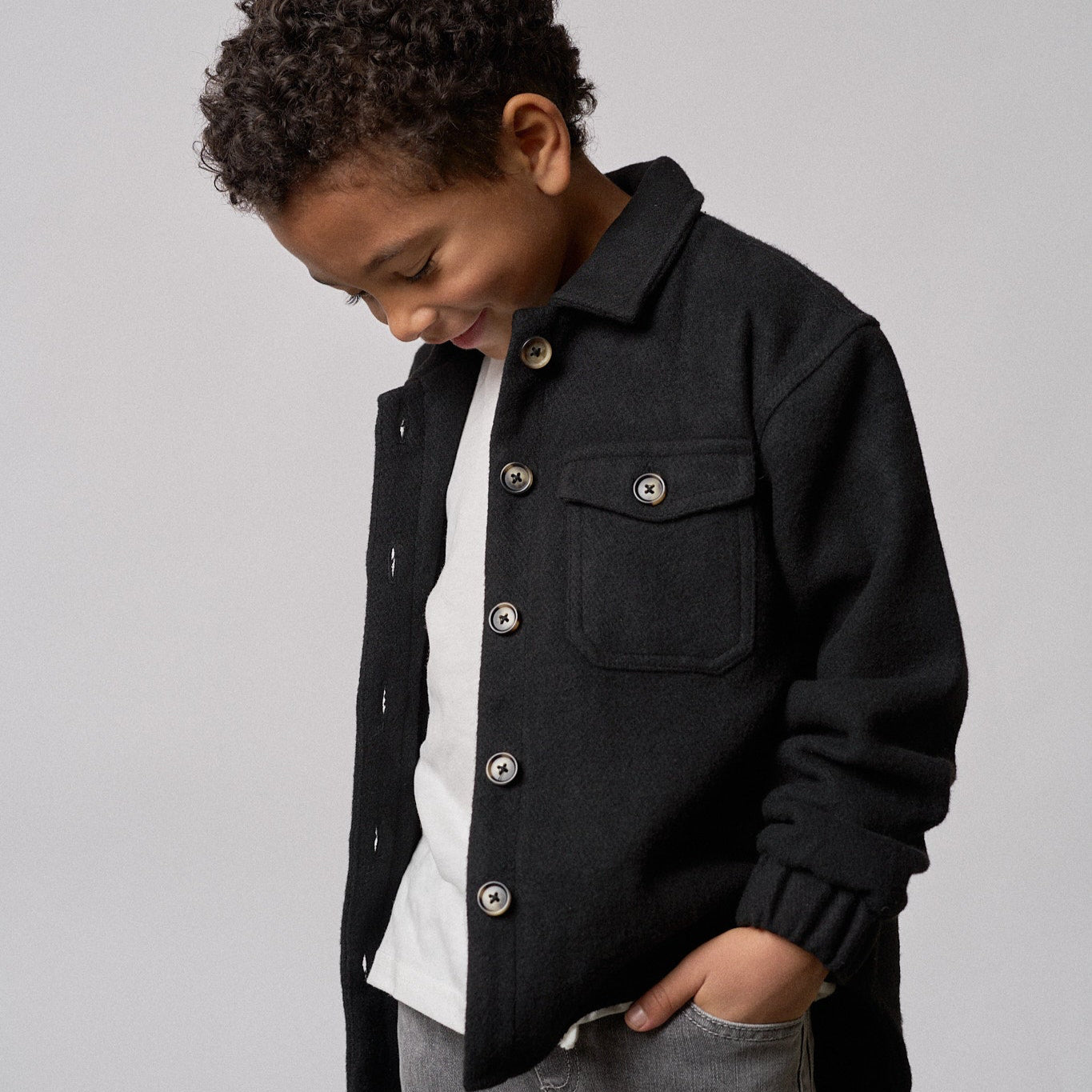 Men's Black Shacket - Stylish & Warm Overshirt Jacket for Fall & Winter | Casual Outerwear for Work, Travel & Outdoor Activities