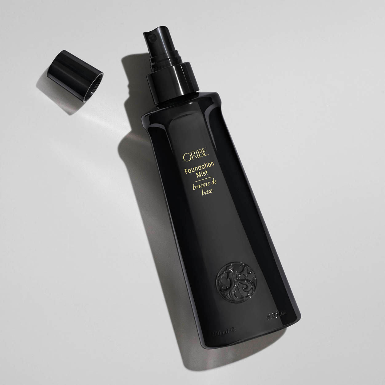 Oribe Foundation Mist Hair Perfume & Finishing Spray - Lightweight Shine & Hydration for All Hair Types | Perfect for Daily Styling, Special Occasions & Travel