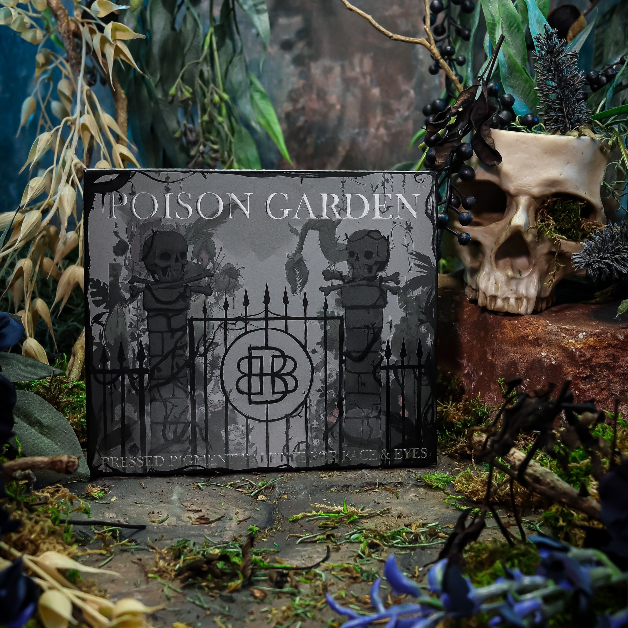 Poison Garden Eyeshadow Palette - 12 Highly Pigmented Matte & Shimmer Shades | Vegan & Cruelty-Free Makeup | Perfect for Halloween, Cosplay & Night Out Looks