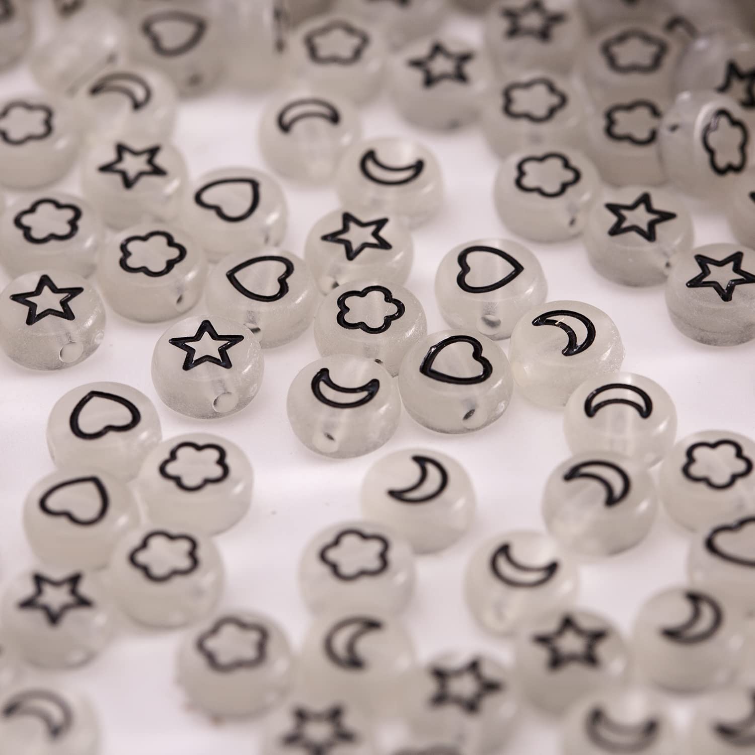 500 Pcs 4x7mm Glow in The Dark Acrylic Beads - Stars, Moon, Hearts & Petal Shapes for DIY Jewelry Making, Friendship Bracelets - Perfect for Nighttime Crafts, Party Favors & Kids' Projects