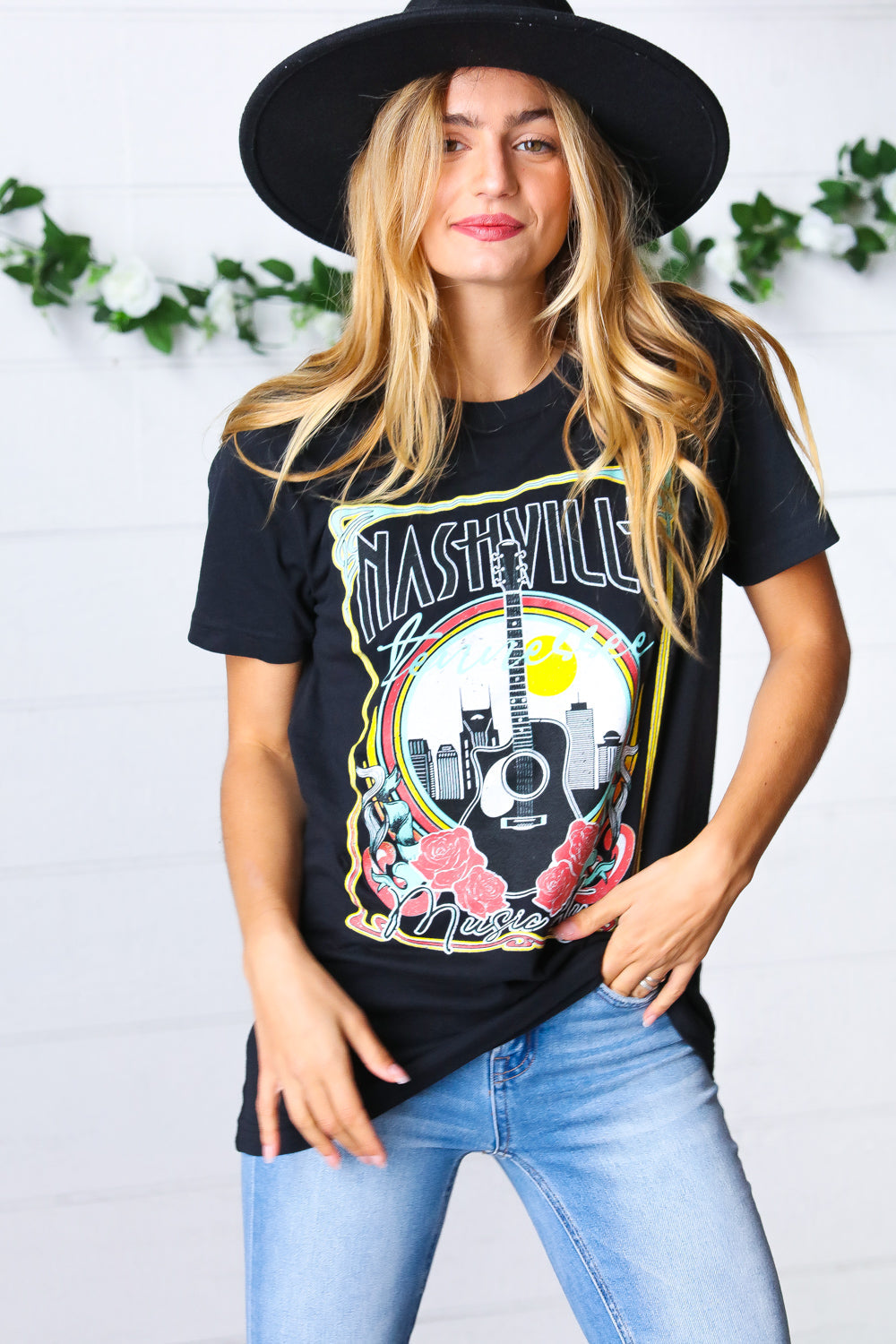 Black Cotton Nashville Graphic Knit Tee - Soft Vintage-Inspired T-Shirt for Men & Women | Perfect for Casual Wear, Concerts, and Street Style Outfits
