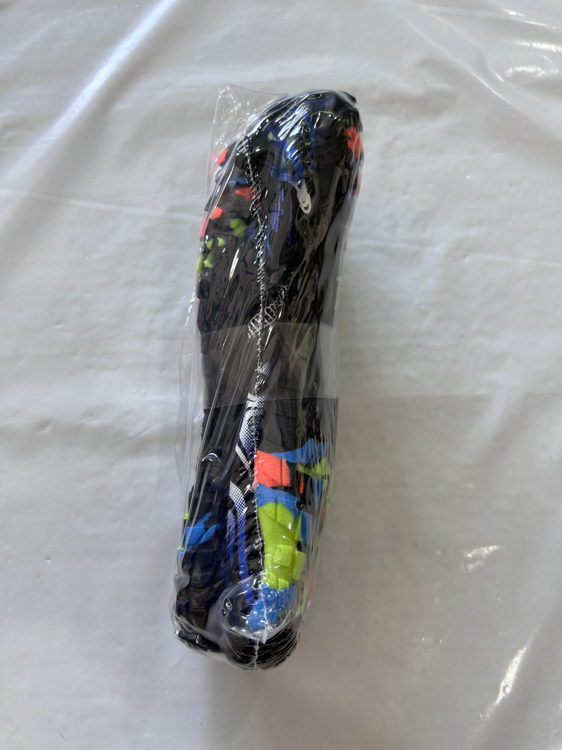 Kids Water Shoes for Beach, Diving & Surfing - Quick Dry Non-Slip