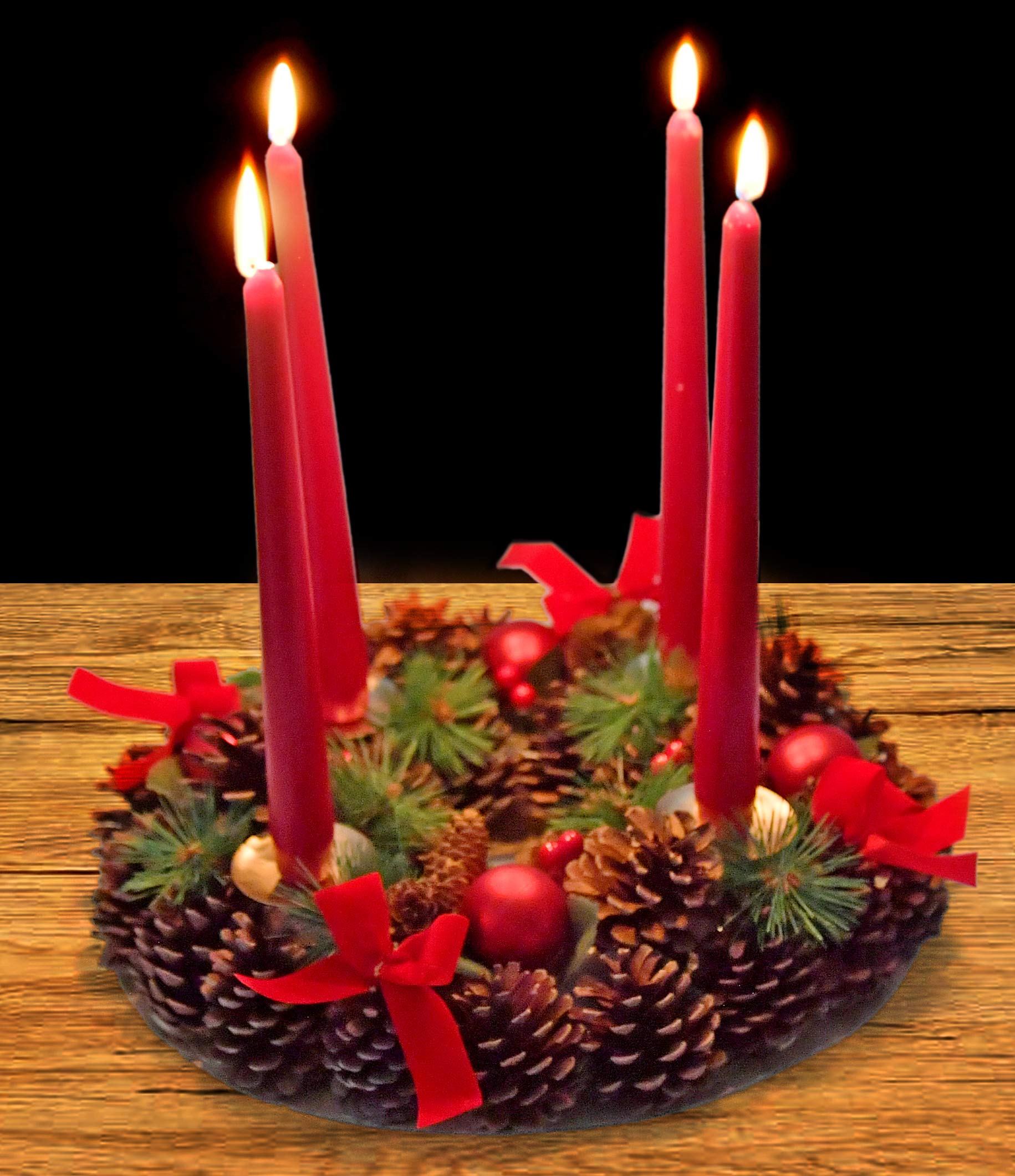 Home-X Christmas Wreath Candle Holder - 13