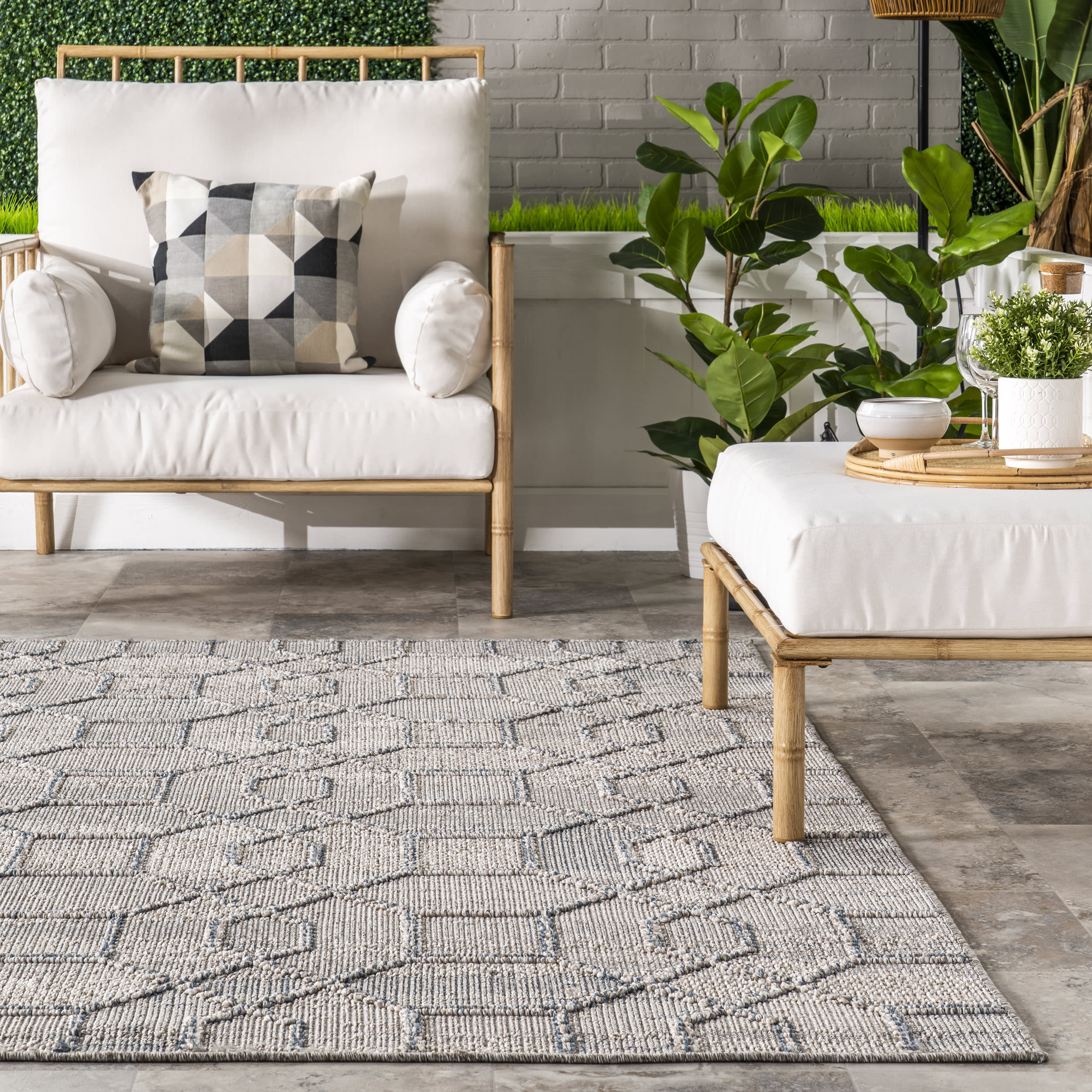 Aleah Honeycomb Indoor/Outdoor Rug - Non-Slip Waterproof Area Carpet for Living Room, Bedroom, Patio | Light Grey Modern Home Decor | Perfect for High Traffic Areas & Pet Friendly Spaces