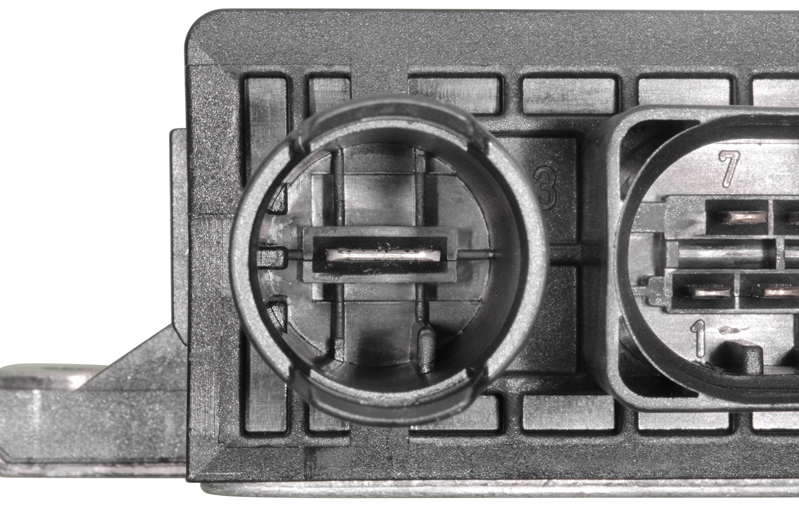 WVE by NTK 1S10615 Diesel Glow Plug Controller - 1 Pack | Compatible with Multiple Diesel Engines | Perfect for Cold Weather Starts & Engine Maintenance