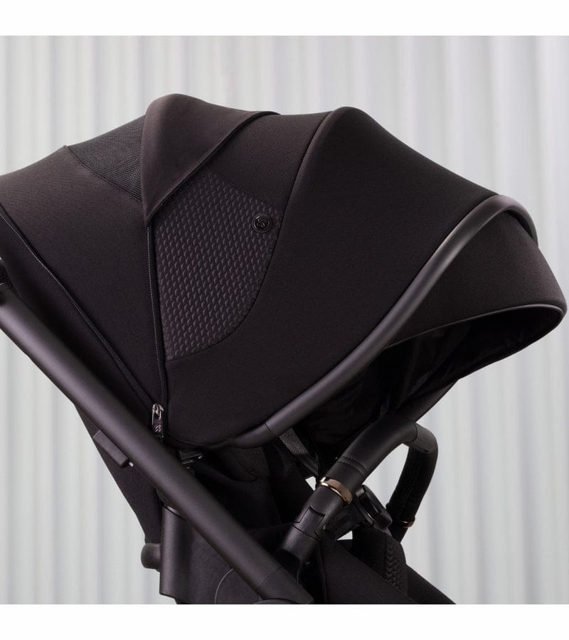 Silver Cross Dune Stroller with Compact Bassinet - Lightweight Travel Stroller for Newborns & Toddlers - Perfect for City Walks, Shopping & Air Travel