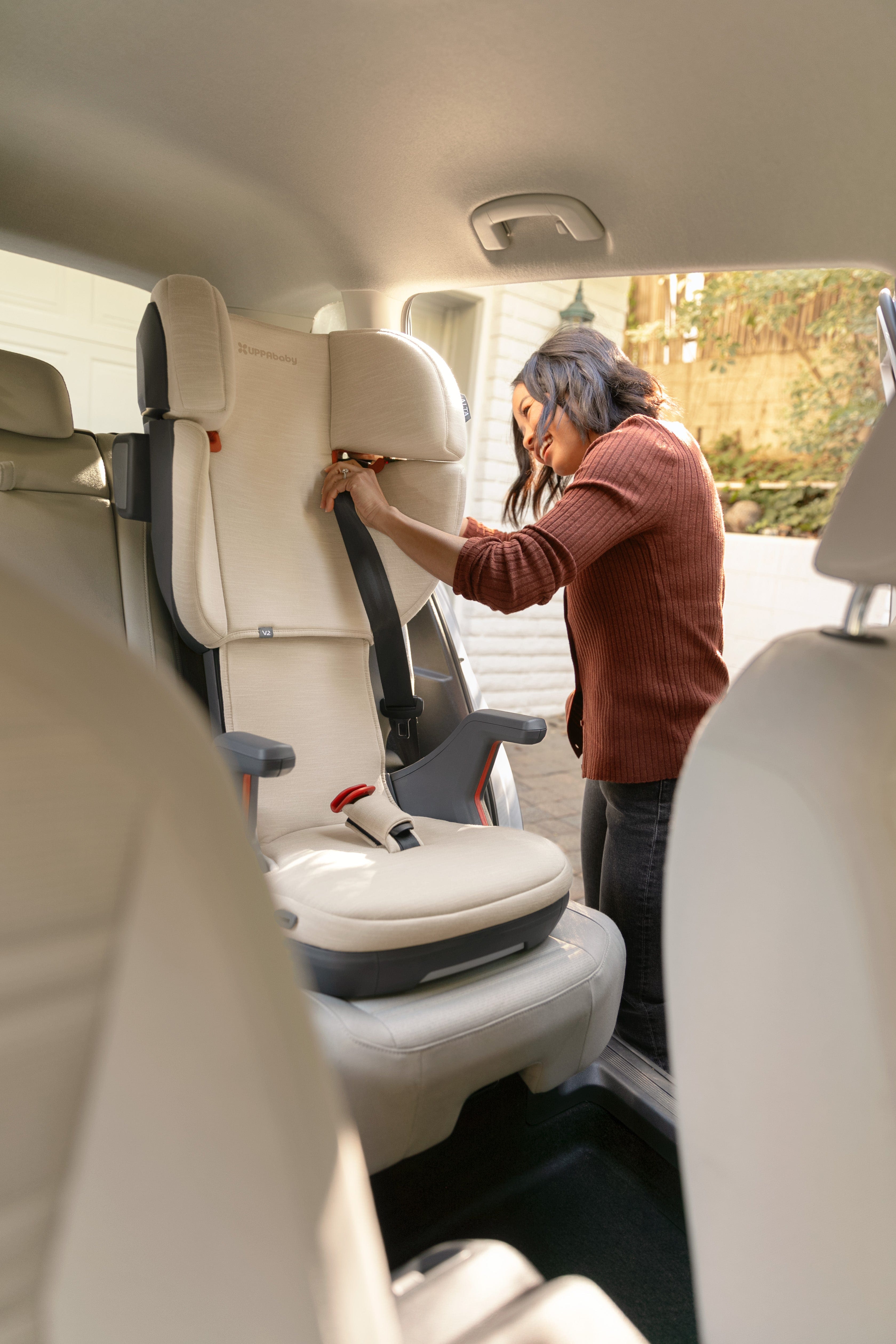 UPPAbaby Alta V2 Booster Seat - High Back Car Seat for Toddlers & Kids 3+ Years | Safe & Comfortable | Perfect for Travel, School & Family Road Trips