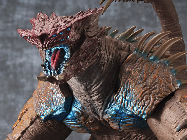 Bandai Sofvi Spirits Pacific Rim Uprising Kaiju Shrikethorn Action Figure - Collectible Movie Character Toy for Fans & Display