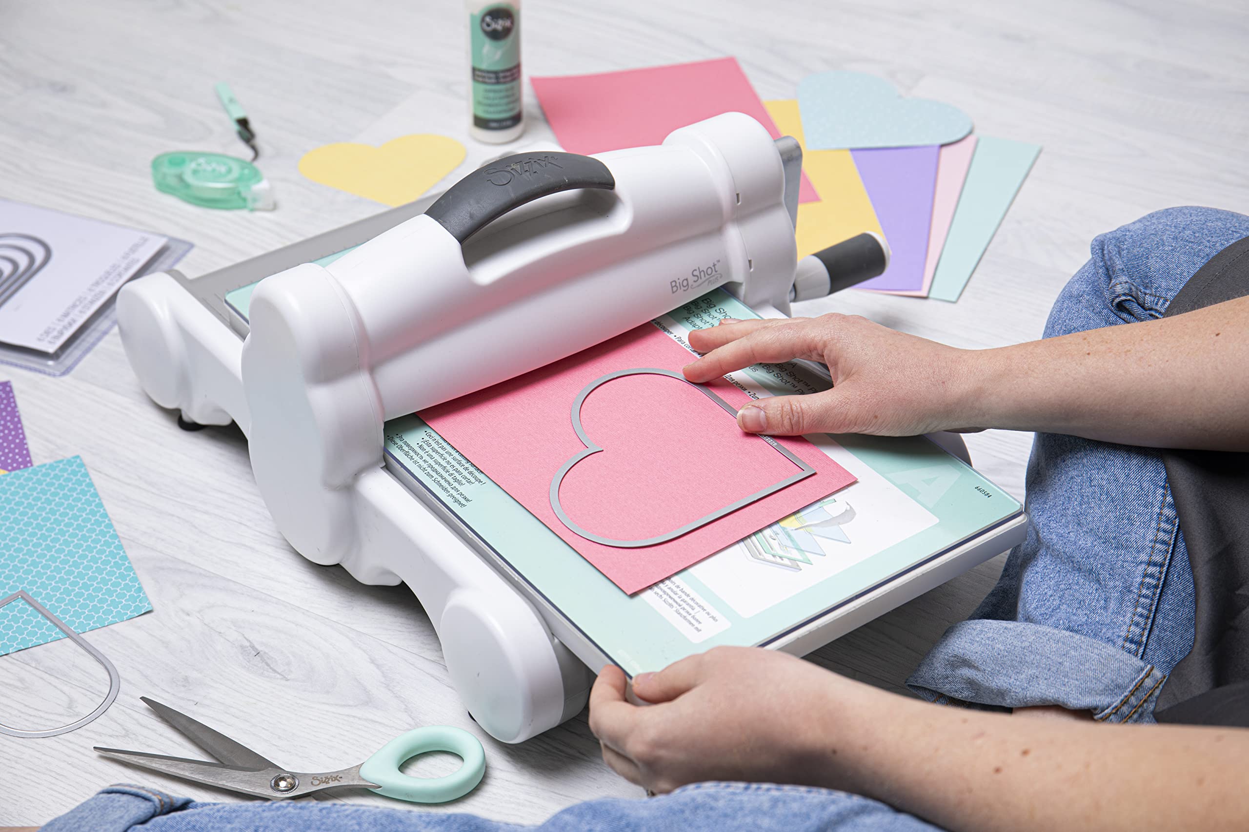 Sizzix Big Shot Plus Die Cutting Machine - Perfect for Scrapbooking, Card Making & DIY Crafts | Compatible with Thin Dies & Embossing Folders