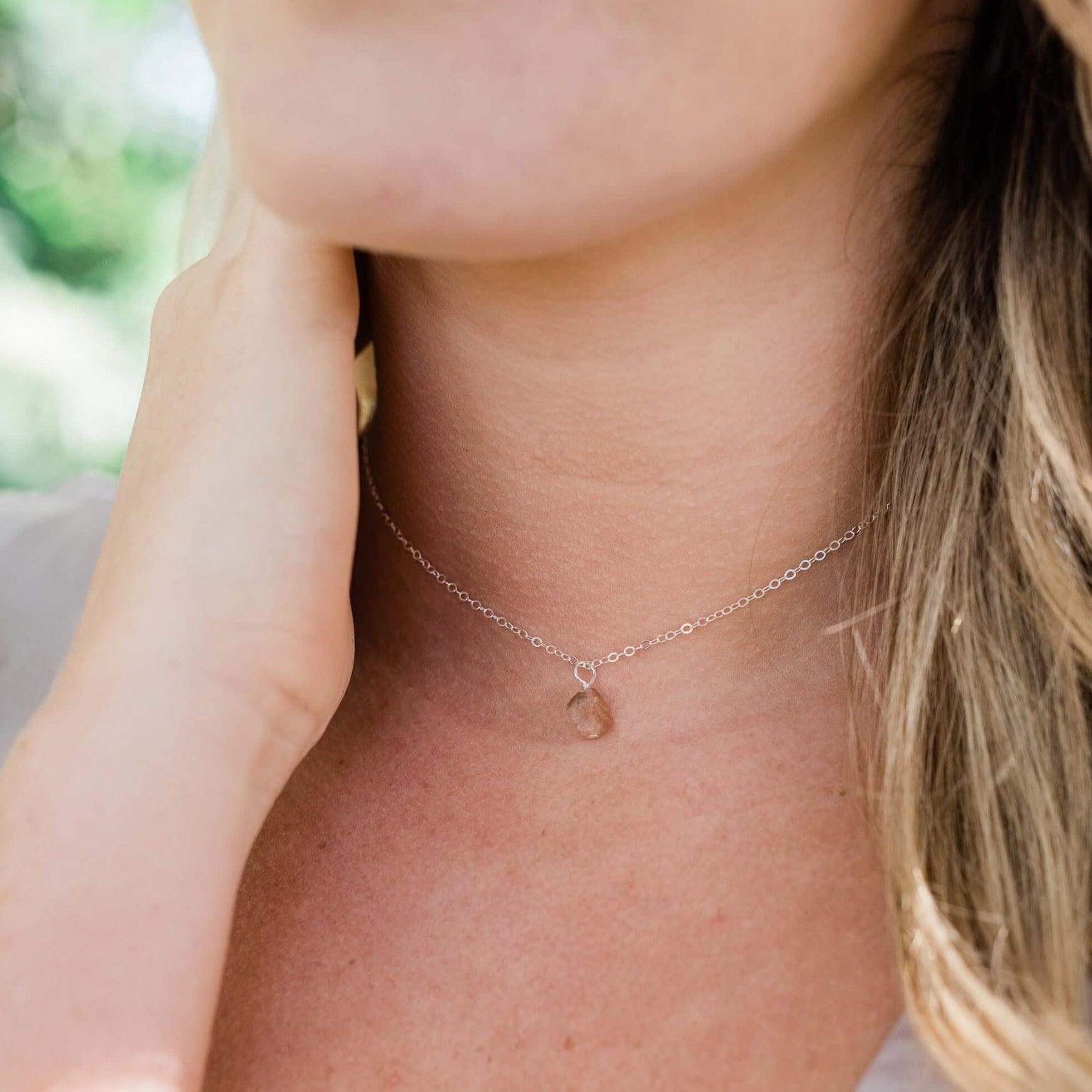 Natural Tiny Rough Sunstone Gemstone Pendant Choker Necklace for Women - Boho Crystal Healing Jewelry for Energy Balance & Spiritual Protection | Perfect for Yoga, Meditation & Everyday Wear