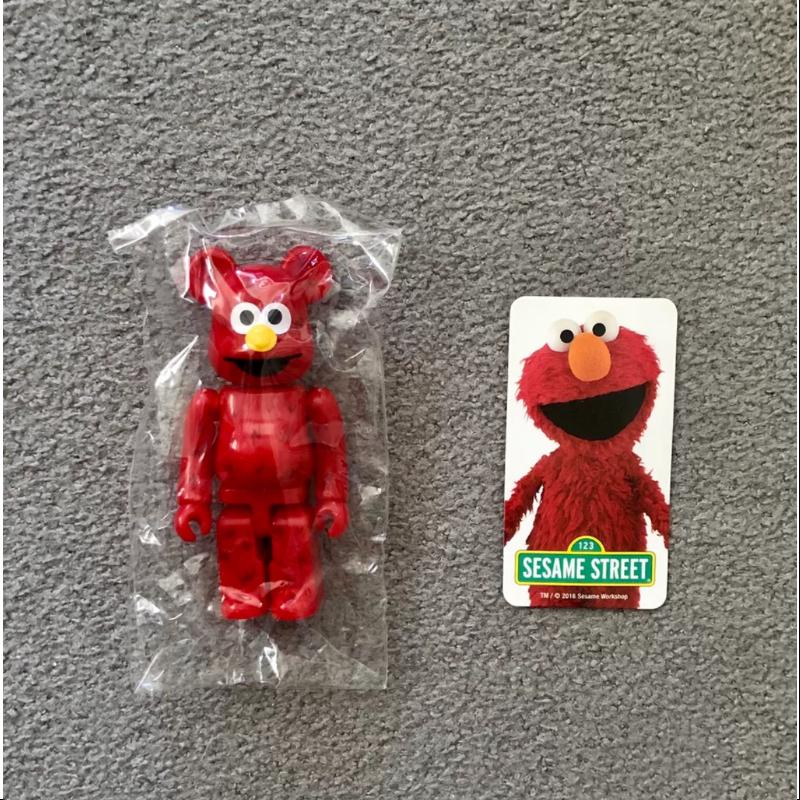 Bearbrick Series 32 CUTE ELMO Sesame Street 100% Collectible Vinyl Art Toy - Perfect for Display, Gifts & Pop Culture Enthusiasts