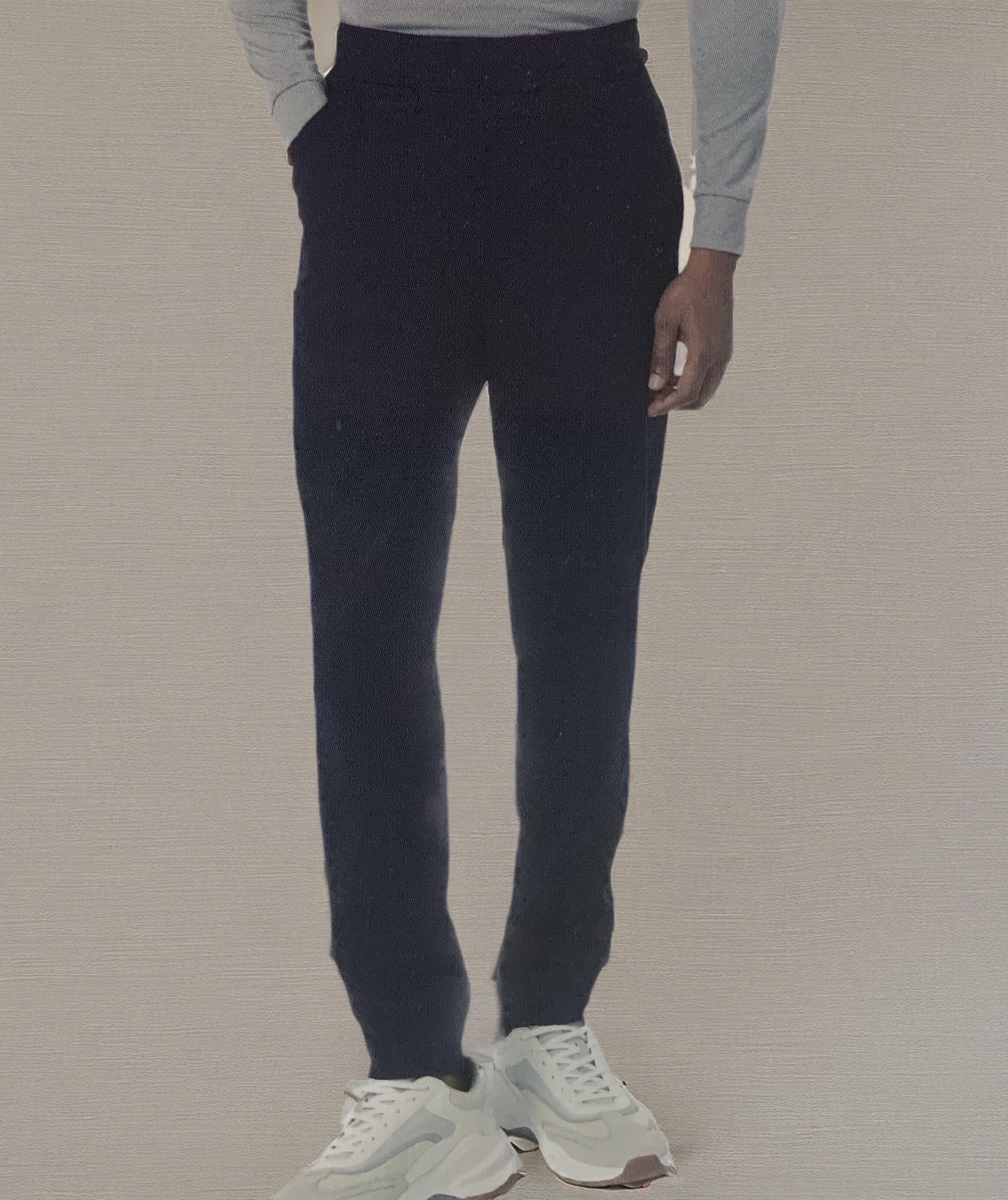 32 Degrees Heat Men's Performance Tech Shield Jogger Pants - Lightweight Thermal Running & Workout Pants for Cold Weather - Perfect for Jogging, Gym, and Outdoor Activities