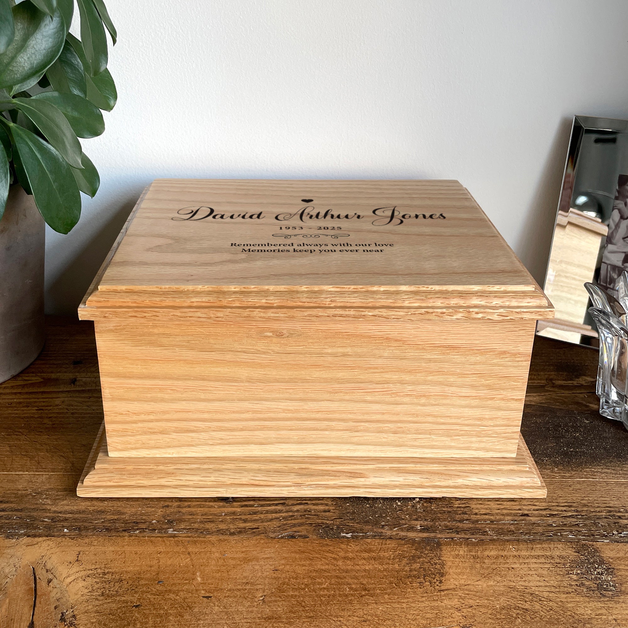 Personalized Heart-Shaped Solid Oak Adult Cremation Urn for Ashes - Memorial Keepsake for Loved Ones - Perfect for Home Display or Burial Ceremony