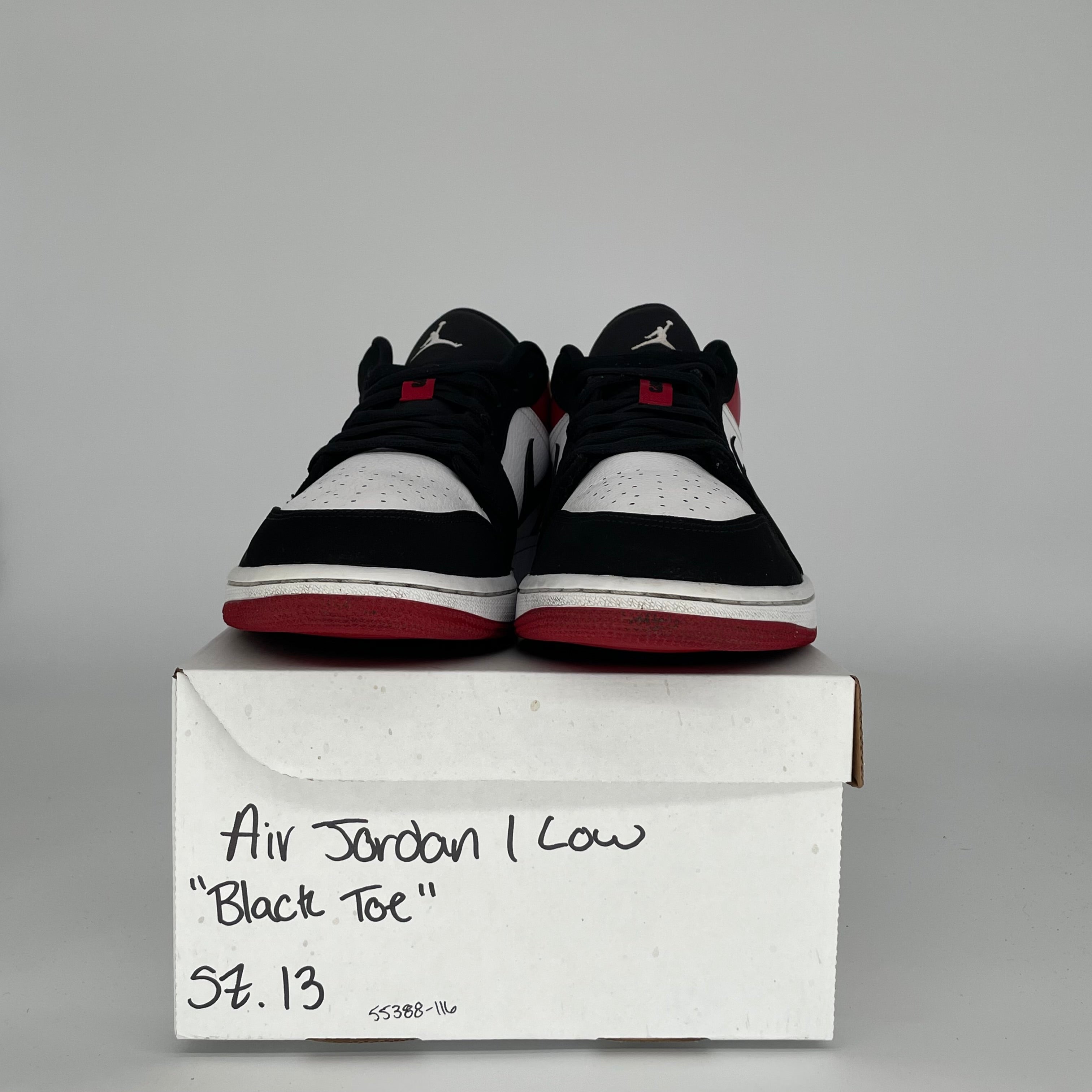 Original Title: AIR JORDAN 1 LOW BLACK TOE SIZE 13 553558 116   Optimized Title: **Air Jordan 1 Low Black Toe Men's Sneakers - Size 13 (553558-116) - Retro Basketball Shoes for Casual Wear & Street Style**    (Note: The optimized title improves SEO by including relevant keywords like 