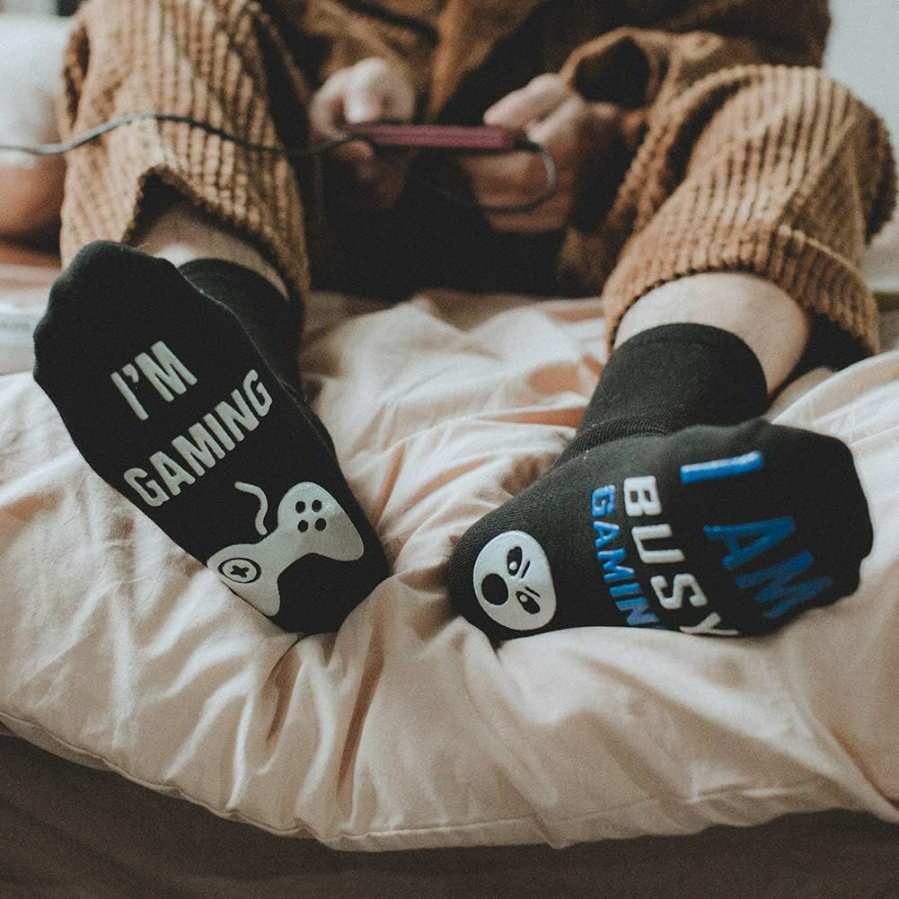 BISOUSOX Men's Funny Novelty Socks - 'If You Can Read This Bring Me Beer' Gaming Socks - Cotton Comfort Socks for Gamers & Beer Lovers - Perfect Gift for Men, Game Nights & Casual Wear