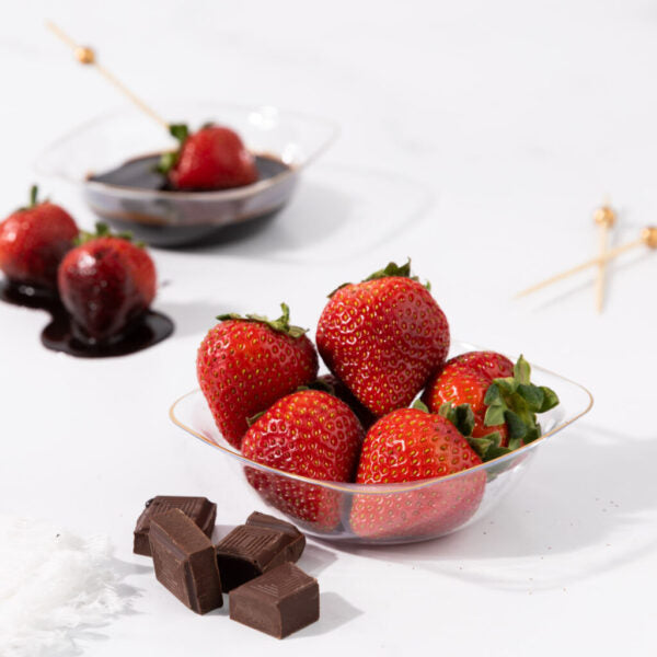 Clear and Gold 6 oz. Plastic Dessert Bowls 10 Pack - BPA Free Eco-Friendly Disposable Bowls for Parties, Ice Cream, Salads, and Snacks - Organic & Stylish Serving Bowls for Weddings, Picnics, and Events