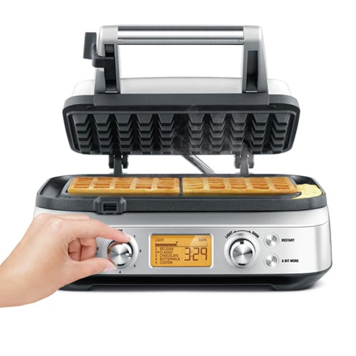 Breville The Smart Waffle 4 Slice Stainless Steel Waffle Maker (BWM640BSS) - Perfect for Family Breakfast, Brunch & Holiday Gatherings