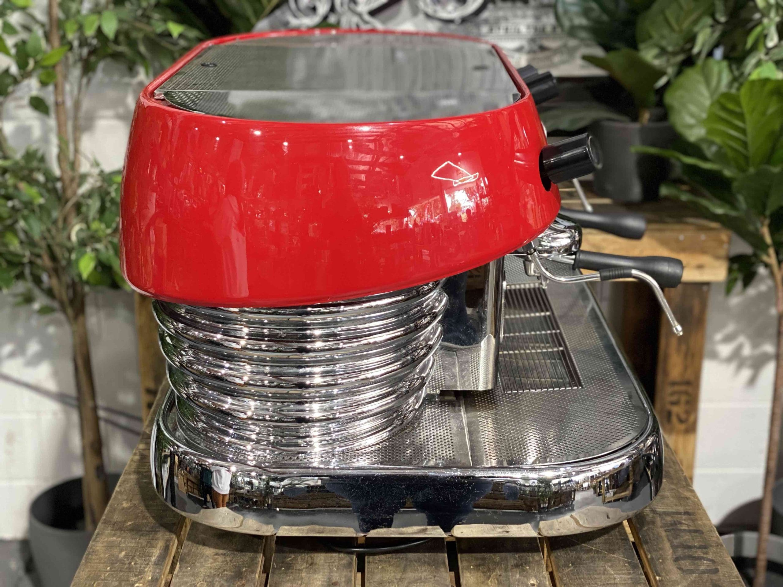 Brasilia Excelsior 2 Group Commercial Espresso Machine - Professional Red Coffee Maker for Cafes, Restaurants & Coffee Shops - Perfect for High Volume Brewing & Barista Use