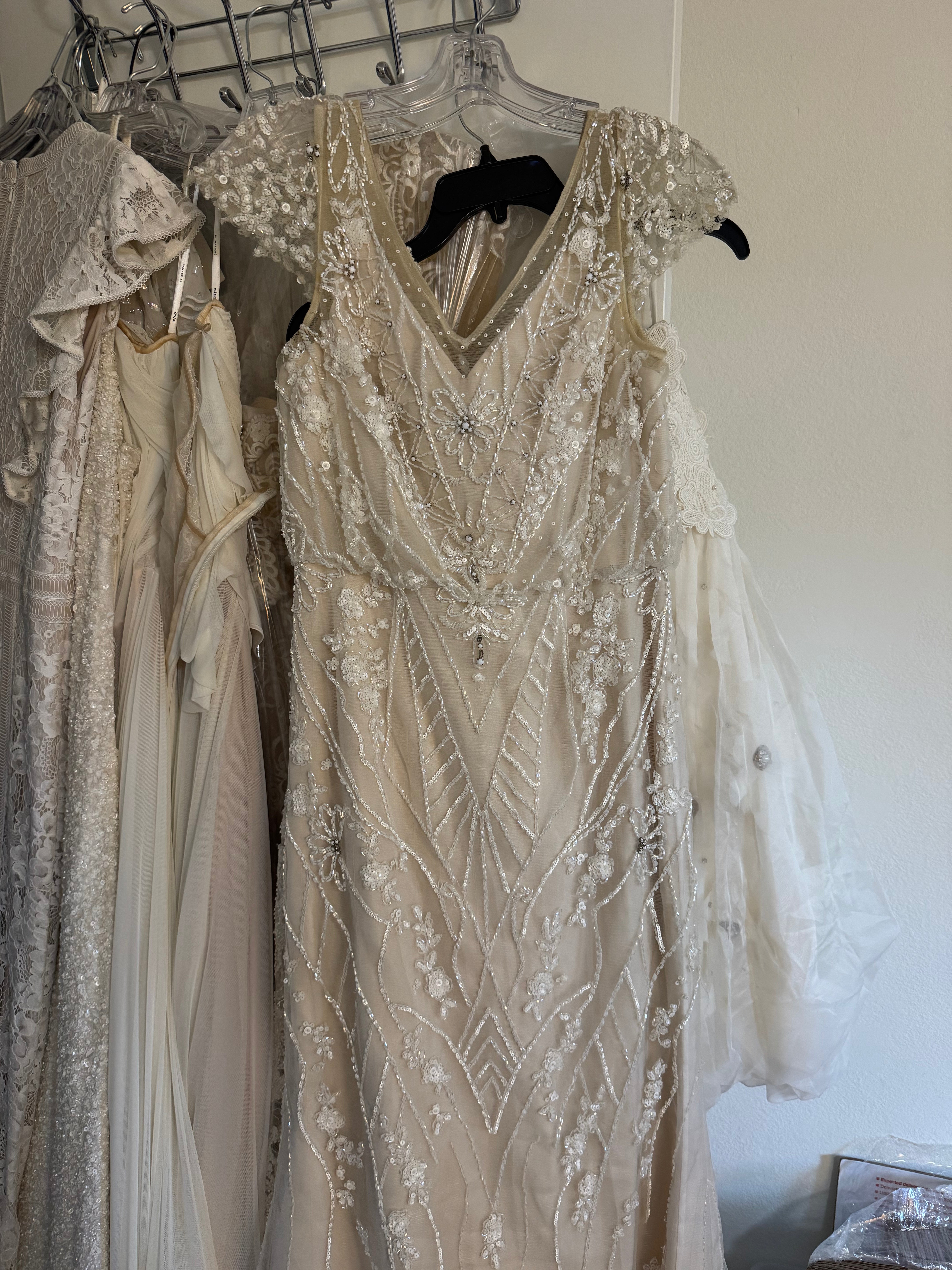 BHLDN Etoile Aurora Wedding Gown - Elegant Lace Bridal Dress for Beach, Garden & Formal Ceremonies