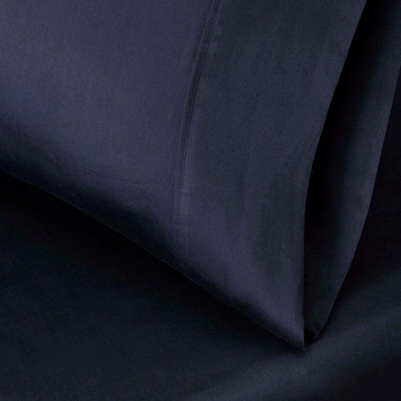 Premium 530 Thread Count Egyptian Cotton Pillowcase Set of 2 - Ultra Soft & Breathable Luxury Bedding for Hotels, Home & Gifts (White)