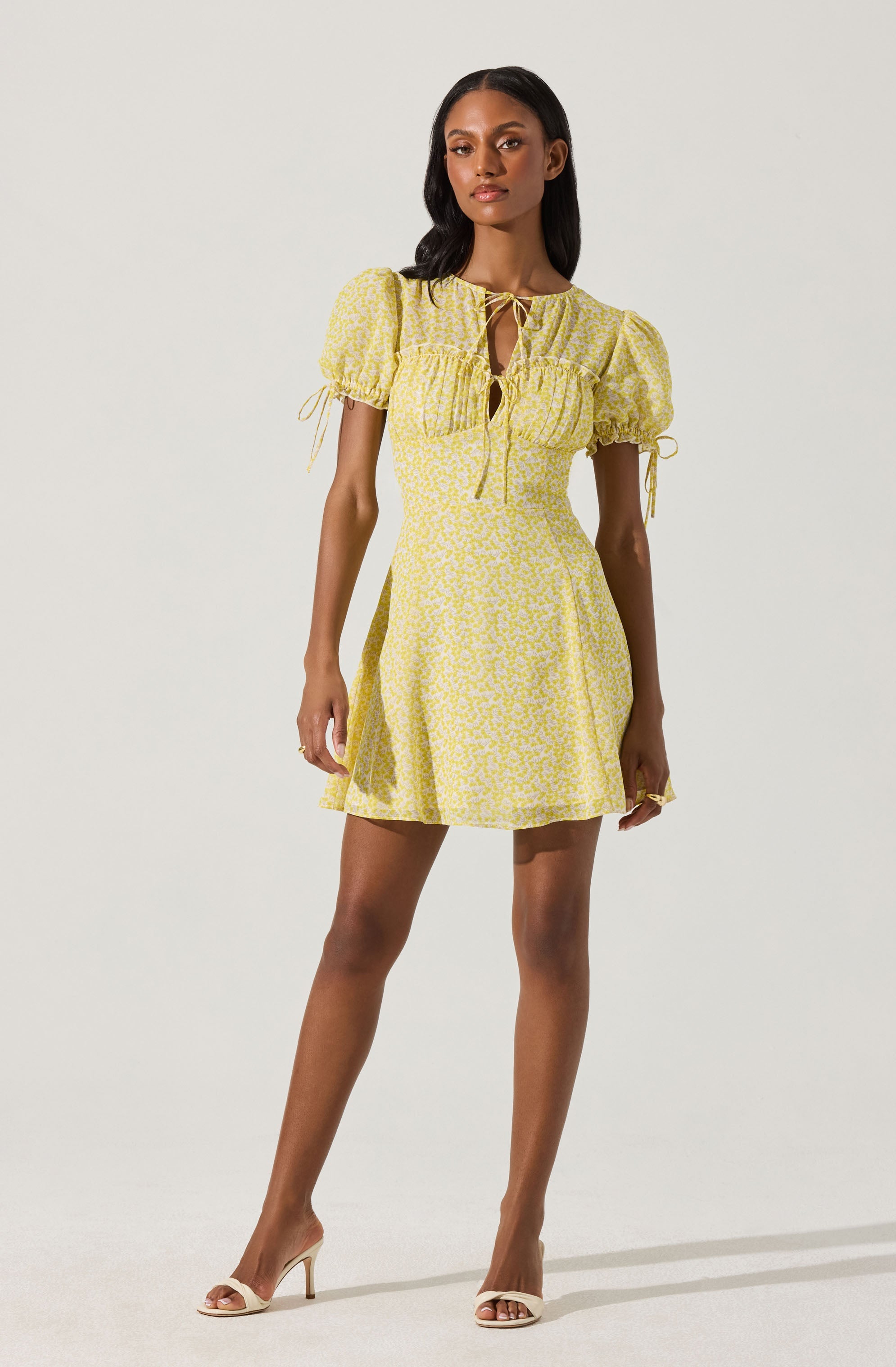 Floral Puff Sleeve Mini Dress - Women's Summer Short Sleeve Party Cocktail Dress for Wedding, Date Night & Vacation