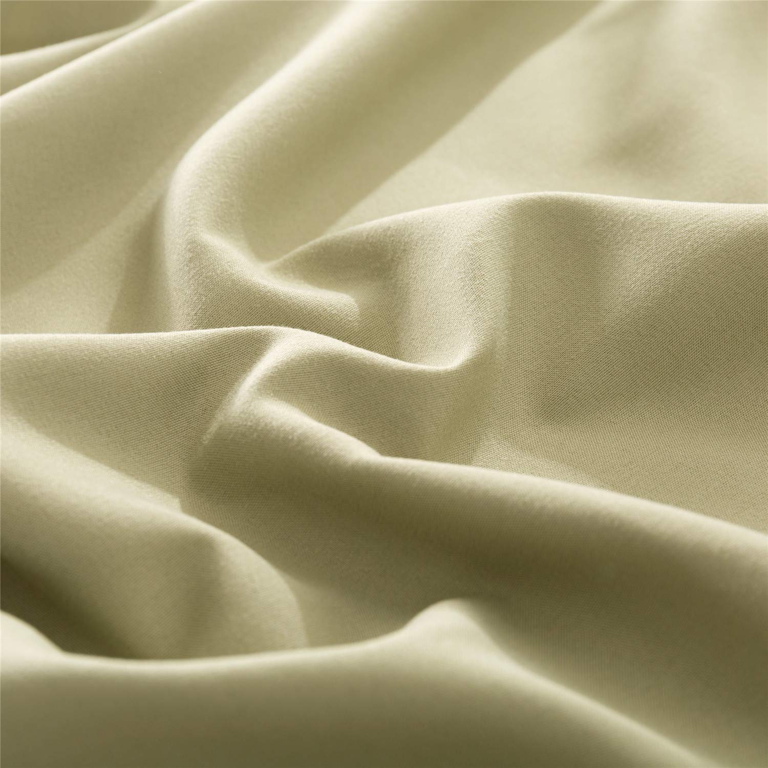 Villand 1800 Thread Count Brushed Microfiber Pillowcase Set of 2 - Ultra Soft, Stain & Fade Resistant, Wrinkle-Free Luxury Hotel Quality Pillow Cases with Envelope Closure - Perfect for Bedroom, Guest Room & Airbnb