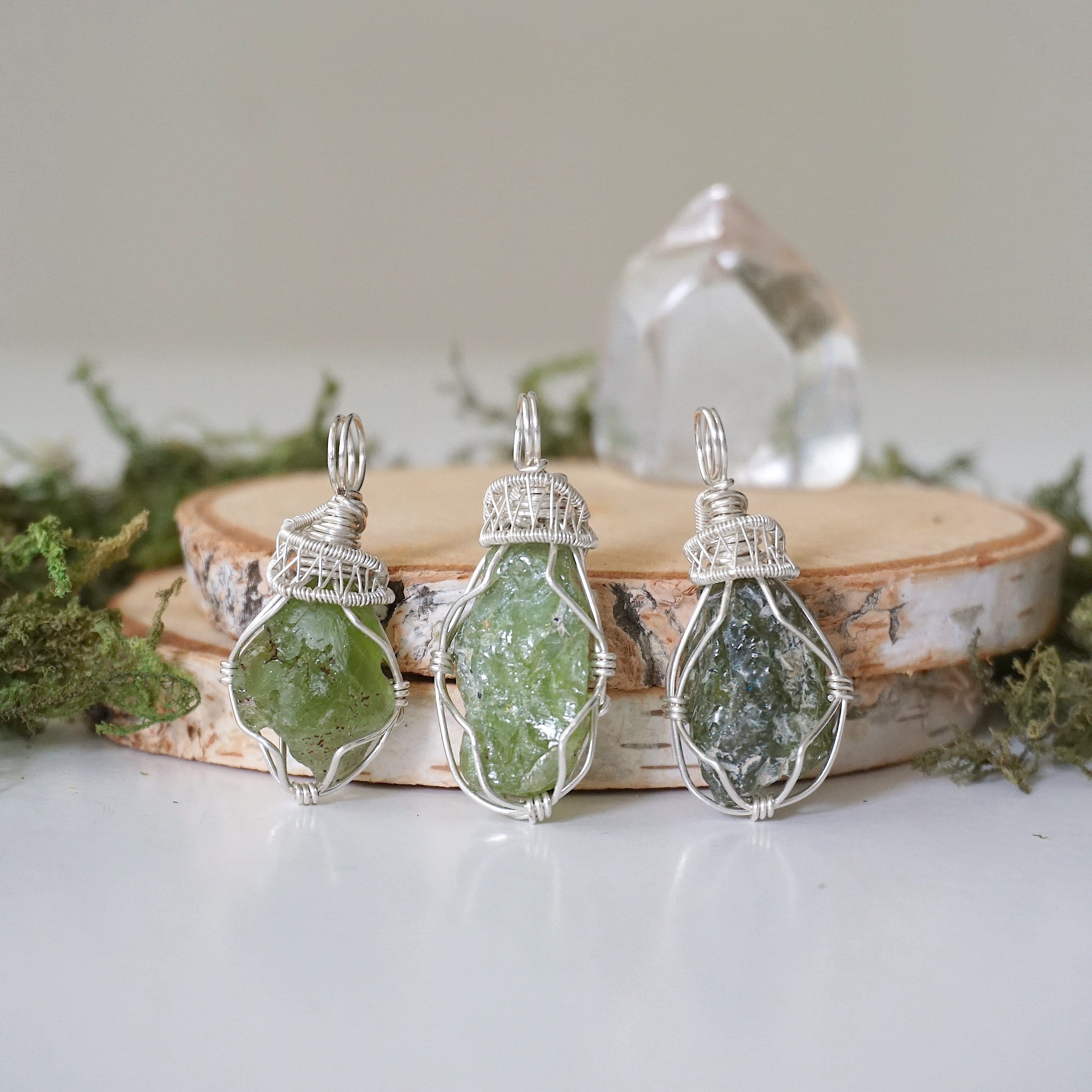 Natural Raw Peridot Pendant Necklace in 925 Sterling Silver for Women | Boho Chic Jewelry Gift for Birthday, Anniversary & Everyday Wear