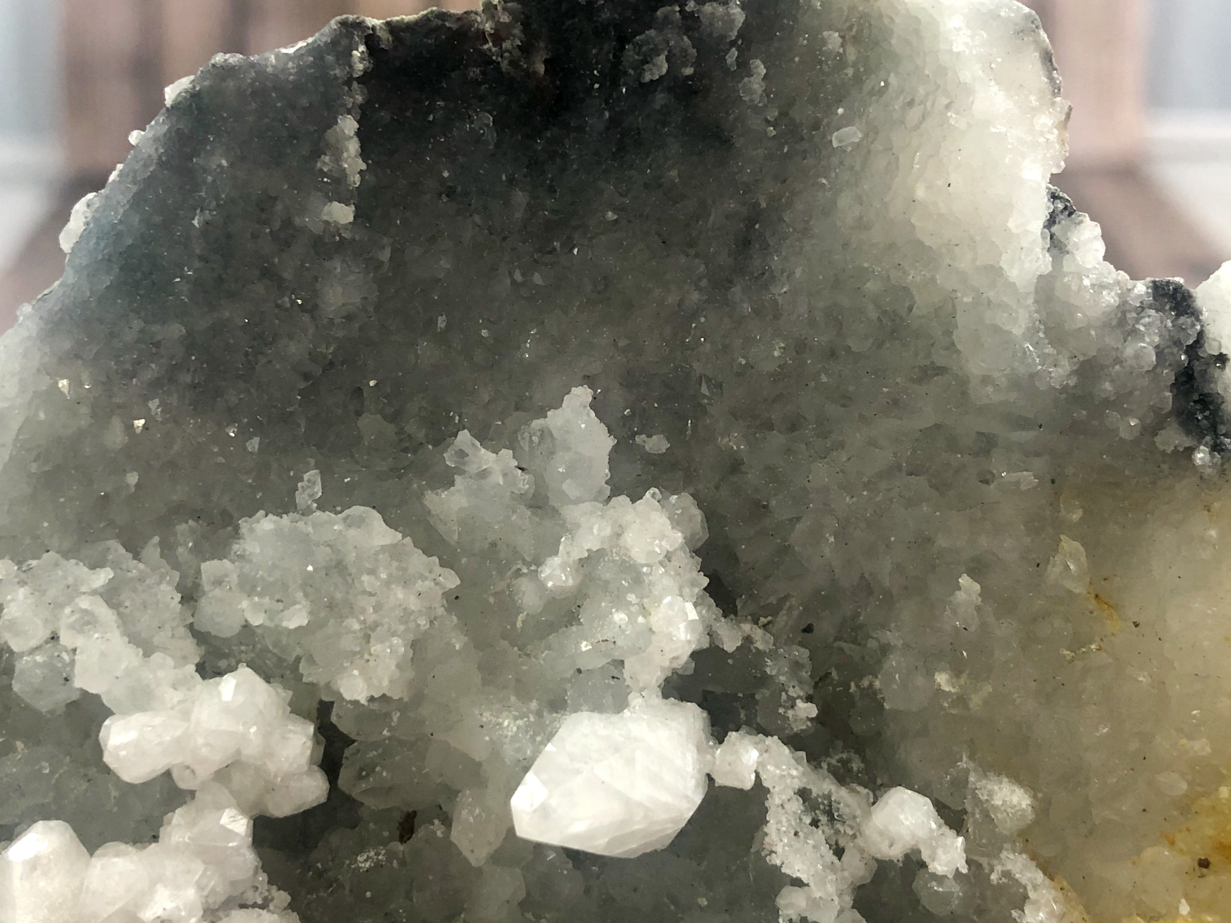 Natural Bulgarian Quartz and Calcite Crystal Specimen - Healing Stones for Meditation, Reiki, and Home Decor