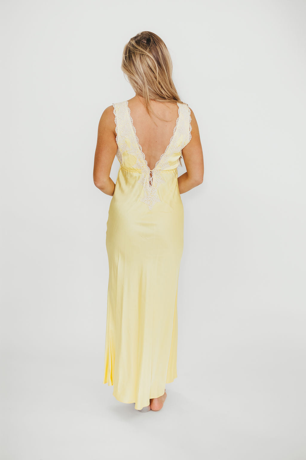 Seraphina Floral Print Maxi Dress - Elegant Banana Yellow Summer Dress for Women | Perfect for Beach Vacations, Weddings & Casual Outings