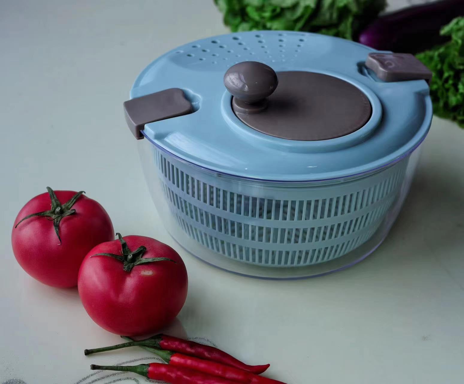 Premium Salad Spinner 4.2QT - Efficient Wash, Spin & Dry Greens, Fruits & Vegetables - BPA-Free Kitchen Tool (Coffee Blue) - Perfect for Meal Prep, Healthy Eating & Fresh Salads