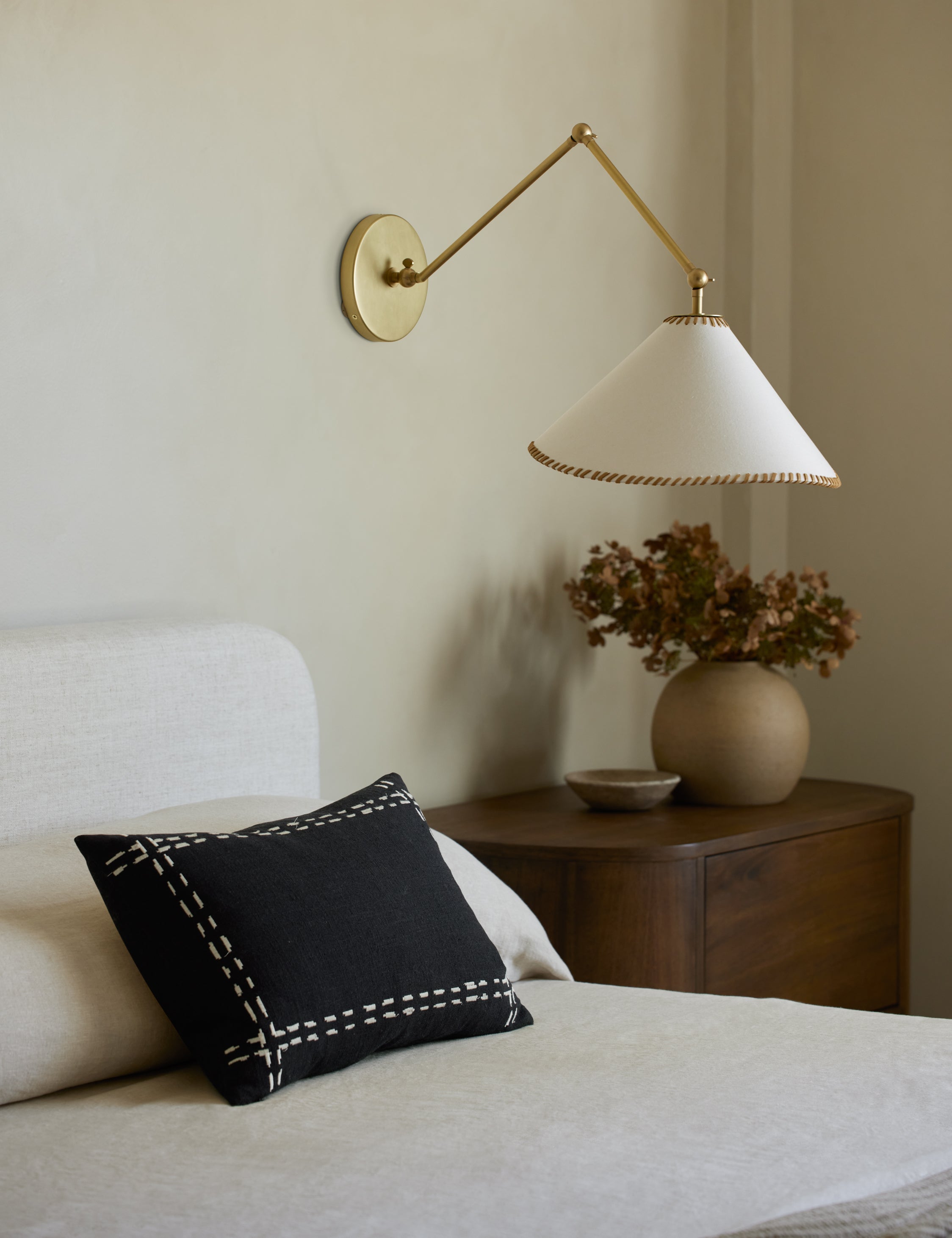 Élan Byrd Embroidered Accord Pillow - Elegant Home Decor for Sofa, Bed & Living Room