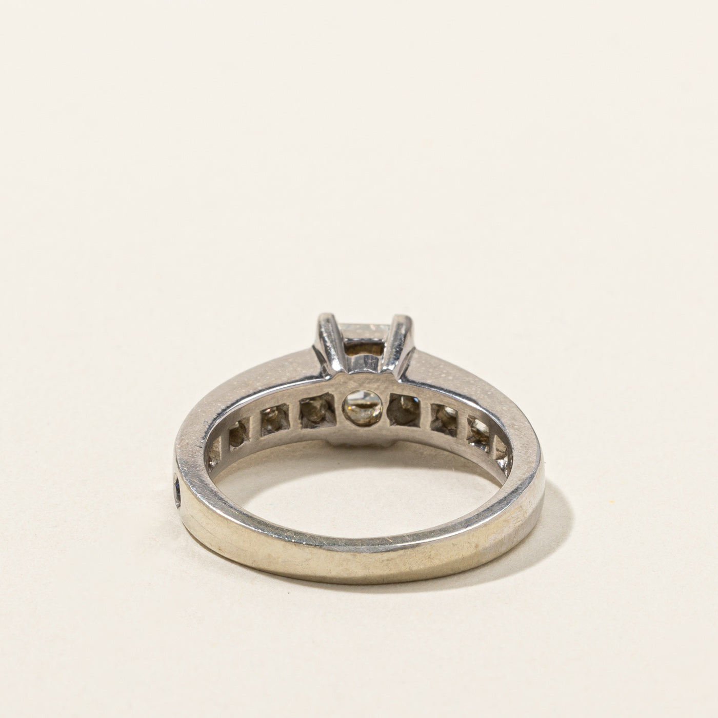 1.60ctw Solitaire Diamond Engagement Ring with Accents - VS2/SI1 Clarity, Size 8.25 - Perfect for Proposals, Anniversaries & Special Occasions