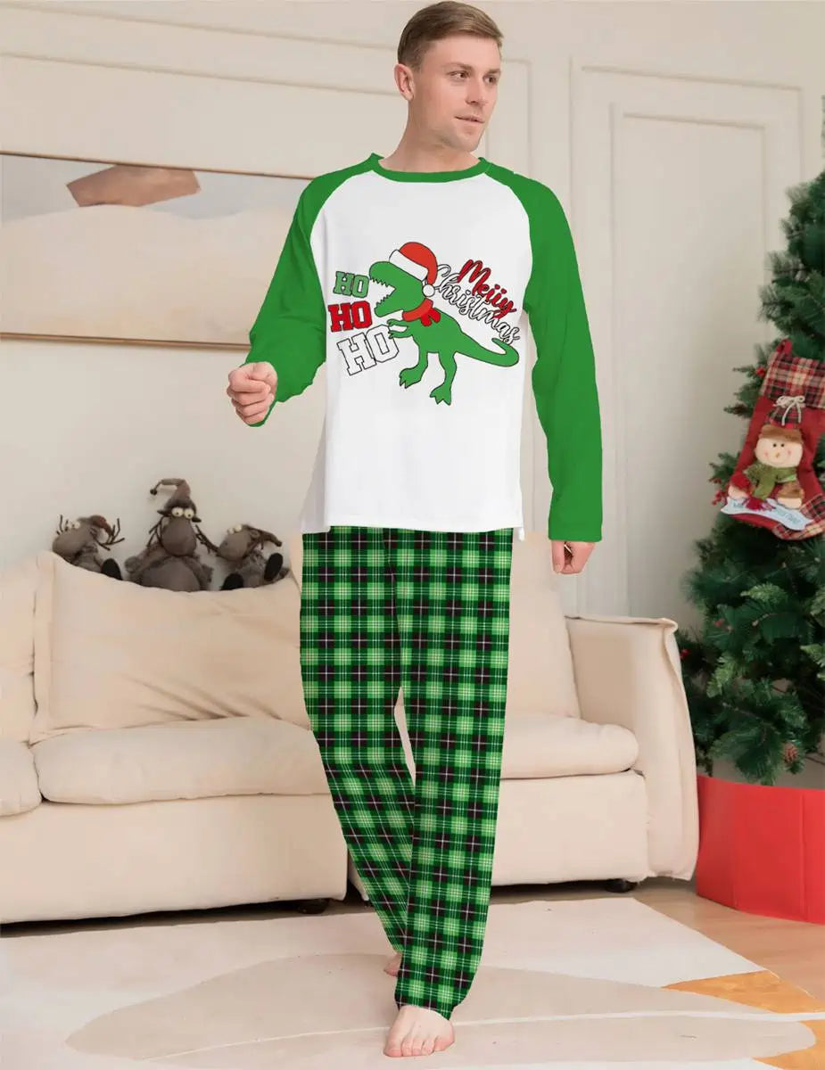 Printed Christmas Matching Family Pajamas Set - Cozy Holiday PJS for Family Photos & Festive Gatherings