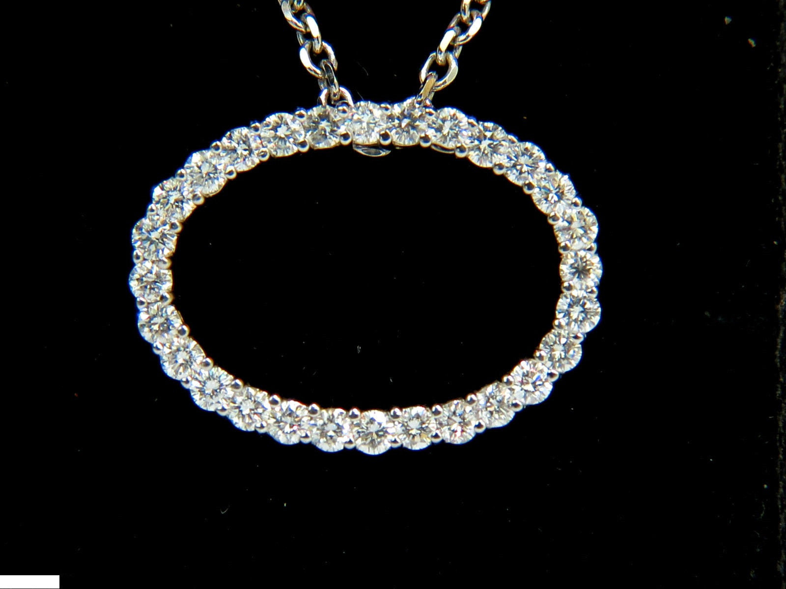 1.50CT Classic Oval Diamond Pendant G/VS with 14KT Gold Chain 27x20mm - Elegant Jewelry Gift for Women, Perfect for Anniversaries & Special Occasions