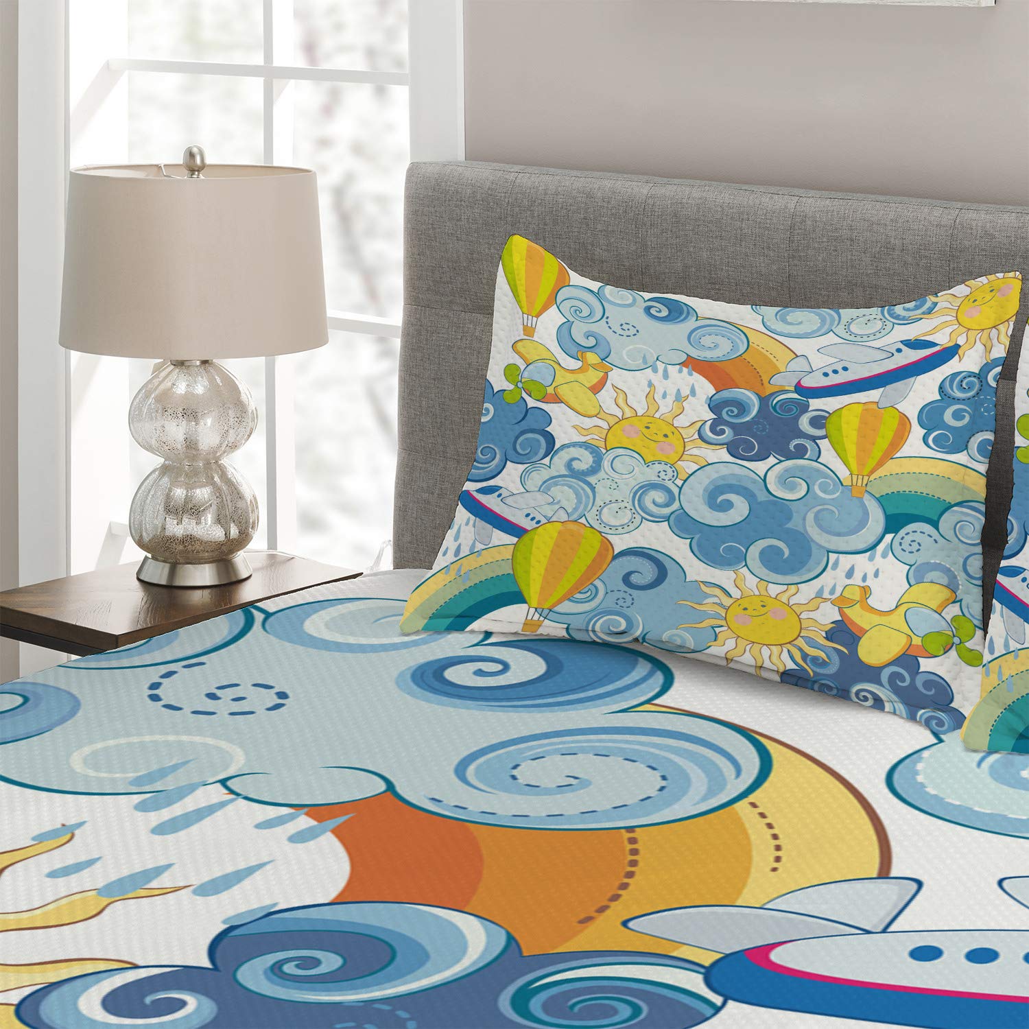Ambesonne Sky Coverlet - 3 Piece King Size Quilted Bedspread Set with 2 Pillow Shams, Children's Cloud & Sun Design with Airplanes & Balloons in Yellow & Pale Blue - Perfect for Kids' Bedrooms, Nursery Decor & Cozy Bedding