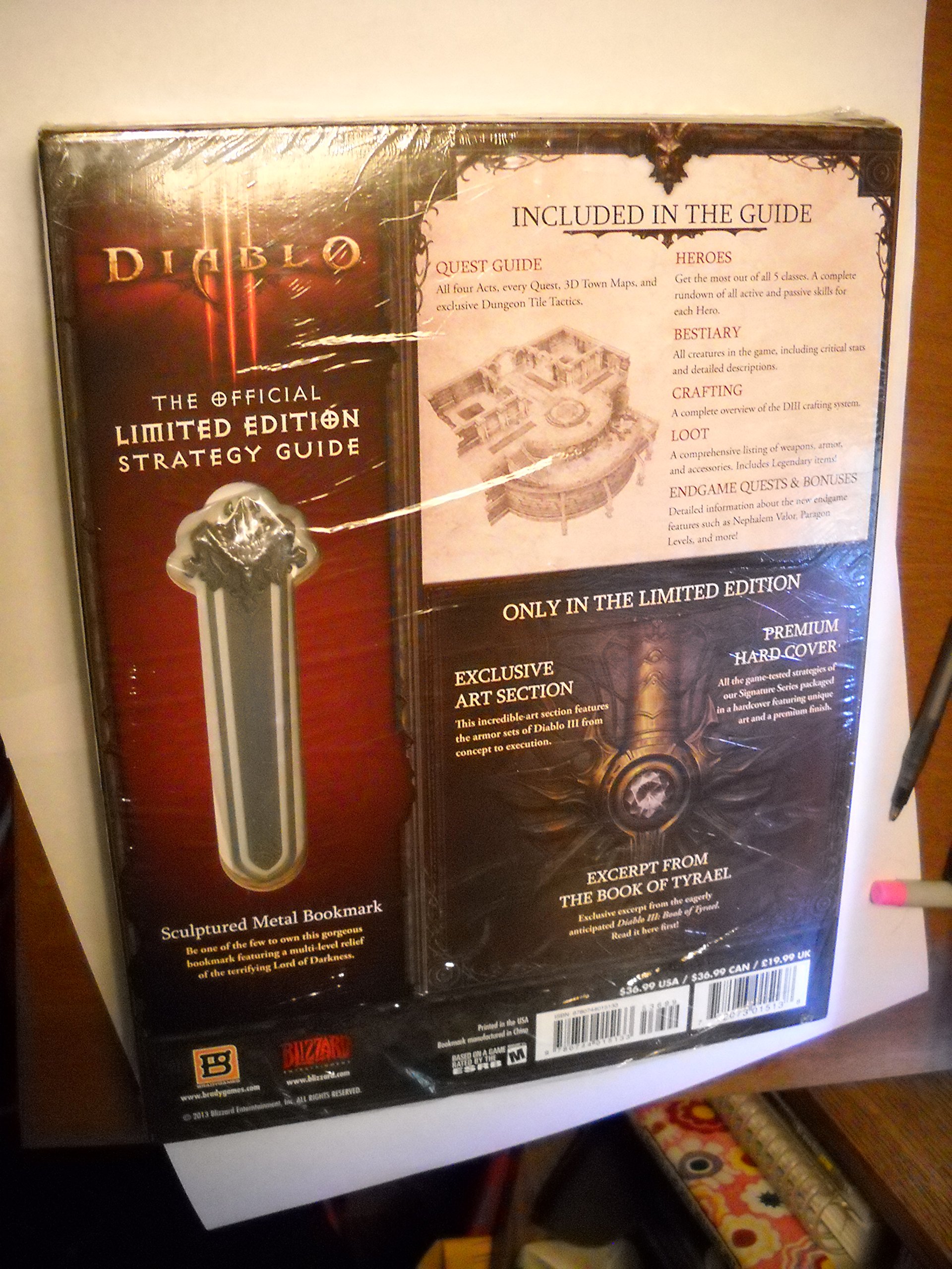 Diablo III: The Limited Edition Strategy Guide (with Bookmark) by Brady Games - Hardcover 2013 | Ultimate Game Walkthrough & Tips for PC, PS4, Xbox | Perfect for Gamers & Collectors