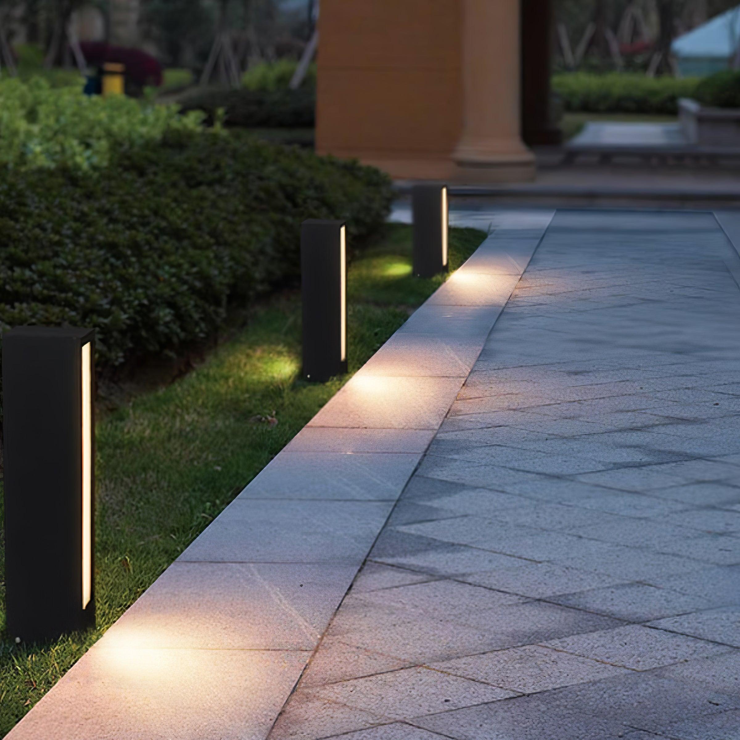 Faro Outdoor Post Lamp - Durable Waterproof LED Light for Patio, Garden, and Driveway - Perfect for Outdoor Lighting and Landscape Decor