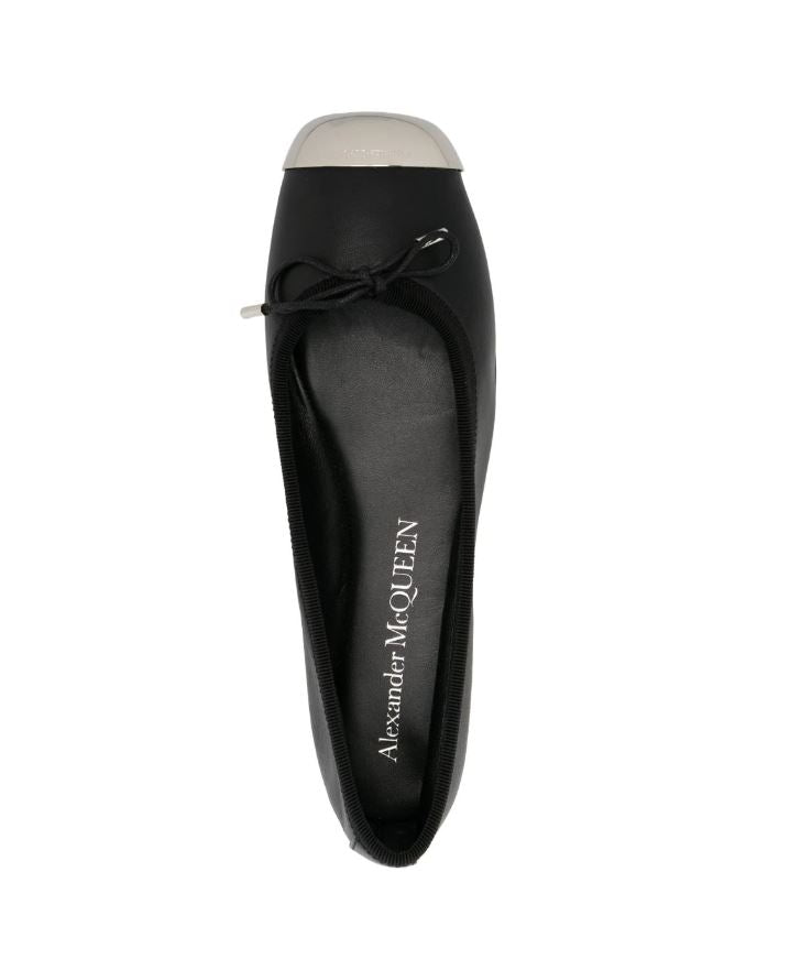 Elegant Ballerina Metal Bottle Cap - Black & Silver Finish | Perfect for Water Bottles, Wine Bottles & DIY Crafts