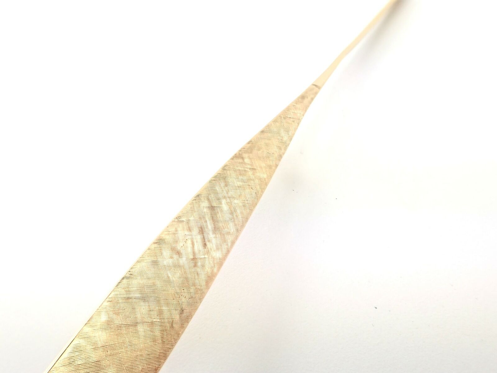 Vintage Authentic Cartier Dinh Van 18k Yellow Gold Long Quill Brooch Pin - Rare Collectible Jewelry for Special Occasions & Vintage Fashion