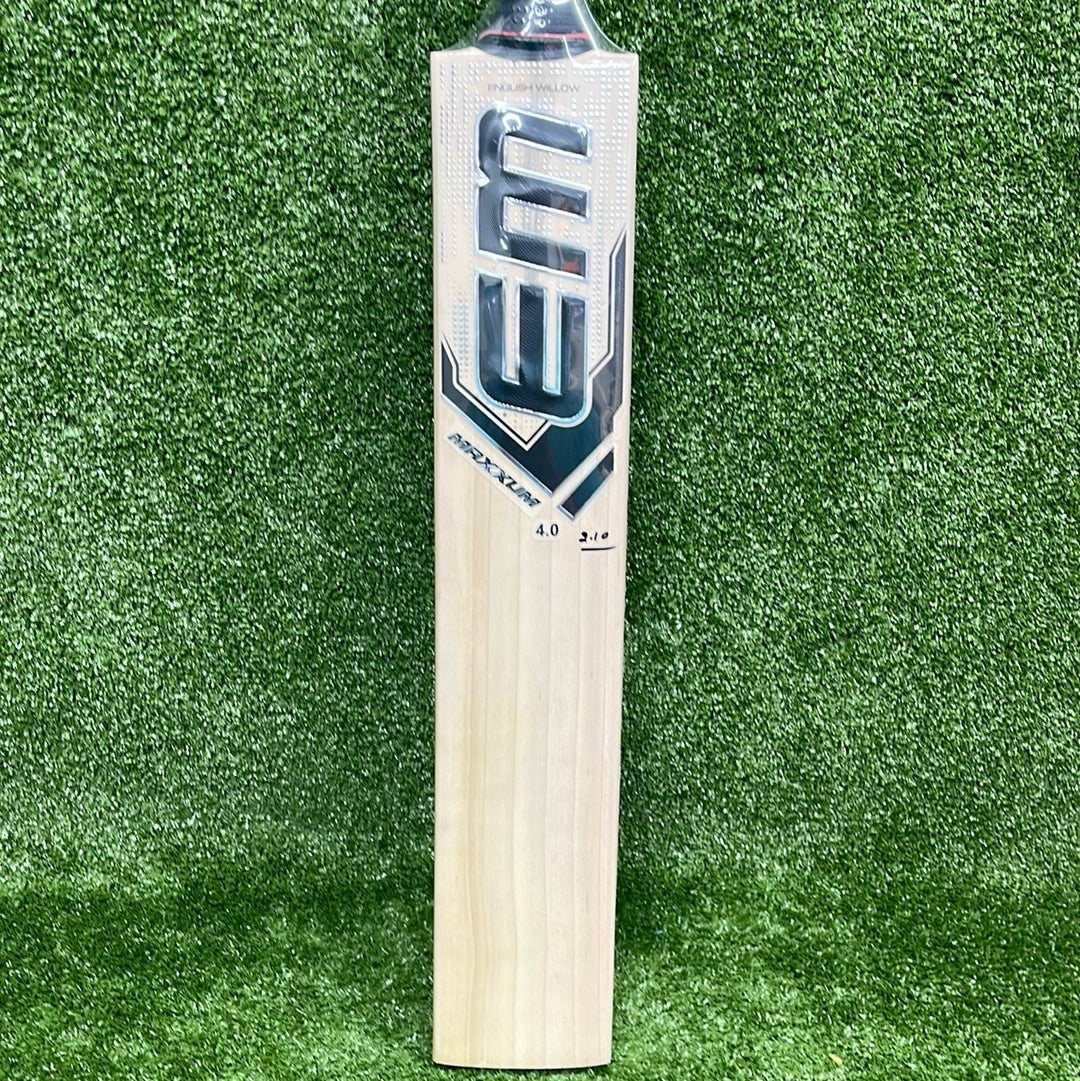 EM Maxxum 4.0 English Willow Cricket Bat - Premium Grade Cricket Equipment for Professional Players | Perfect for Matches, Training & Competitive Play