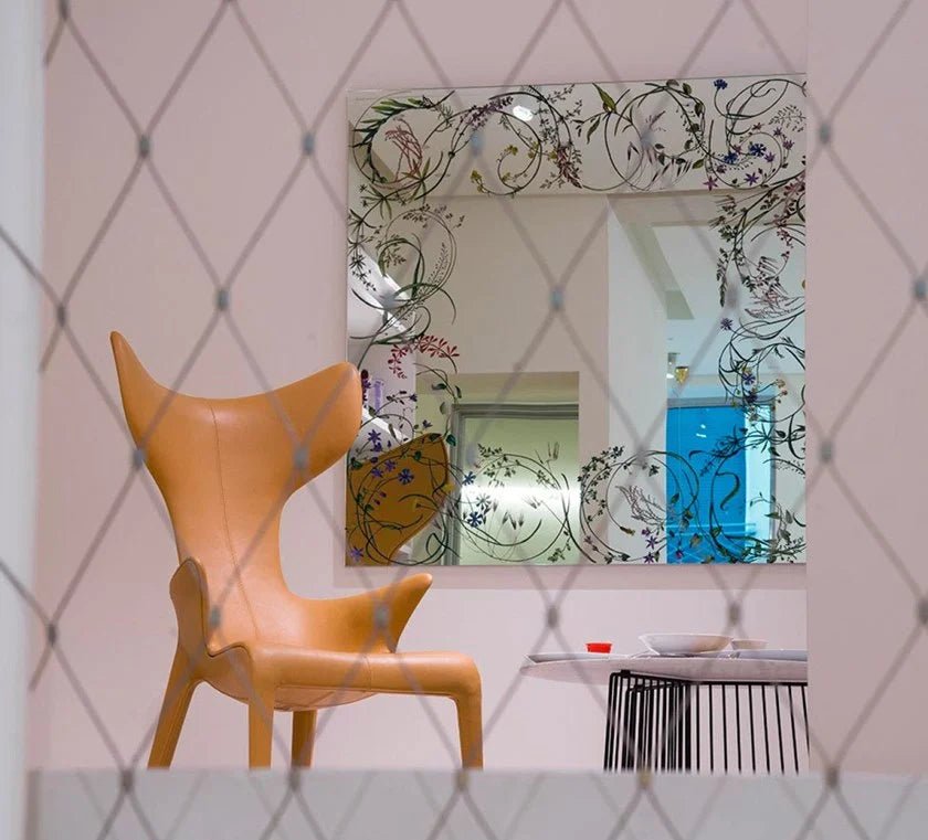 Driade Egeso Mirror - Modern Decorative Wall Mirror for Living Room, Bedroom & Entryway - Stylish Home Decor & Functional Vanity Mirror