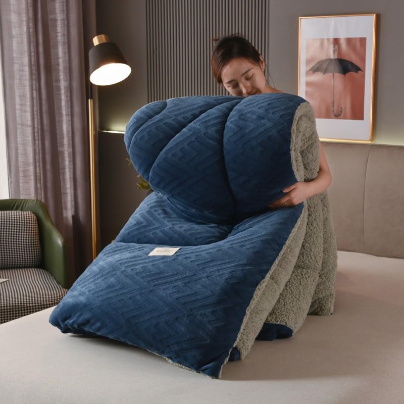 King Size Sherpa Quilt - Ultra Warm Thickened Lambswool Comforter with Double Sided Fluffy Fleece - Winter Blanket for Bed (220x240cm, 5.0kg) - Perfect for Cold Nights, Cozy Bedroom Decor & Guest Room Essentials
