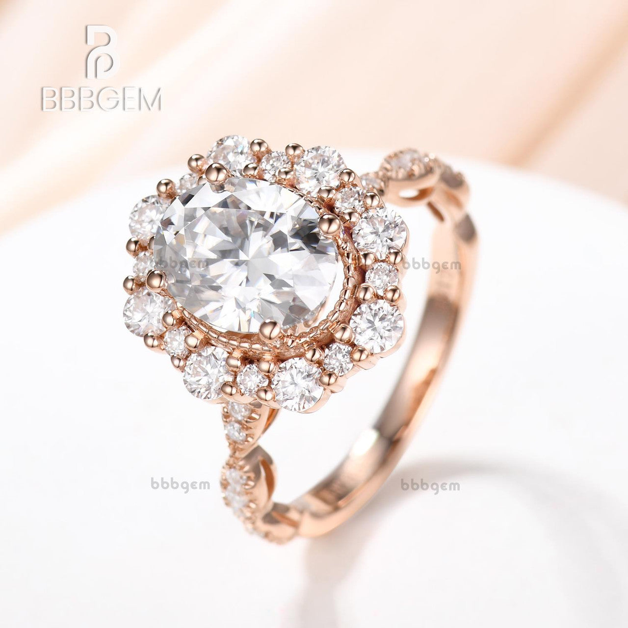 Vintage 2CT Oval Cut Moissanite Halo Engagement Ring in Solid 14K White Gold - Perfect for Proposals, Weddings & Anniversary Gifts