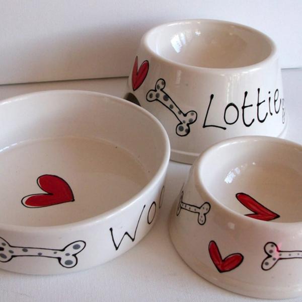 Custom Engraved Dog Water Bowl - Personalized Pet Bowl with Name - Perfect for Indoor, Outdoor & Travel Use
