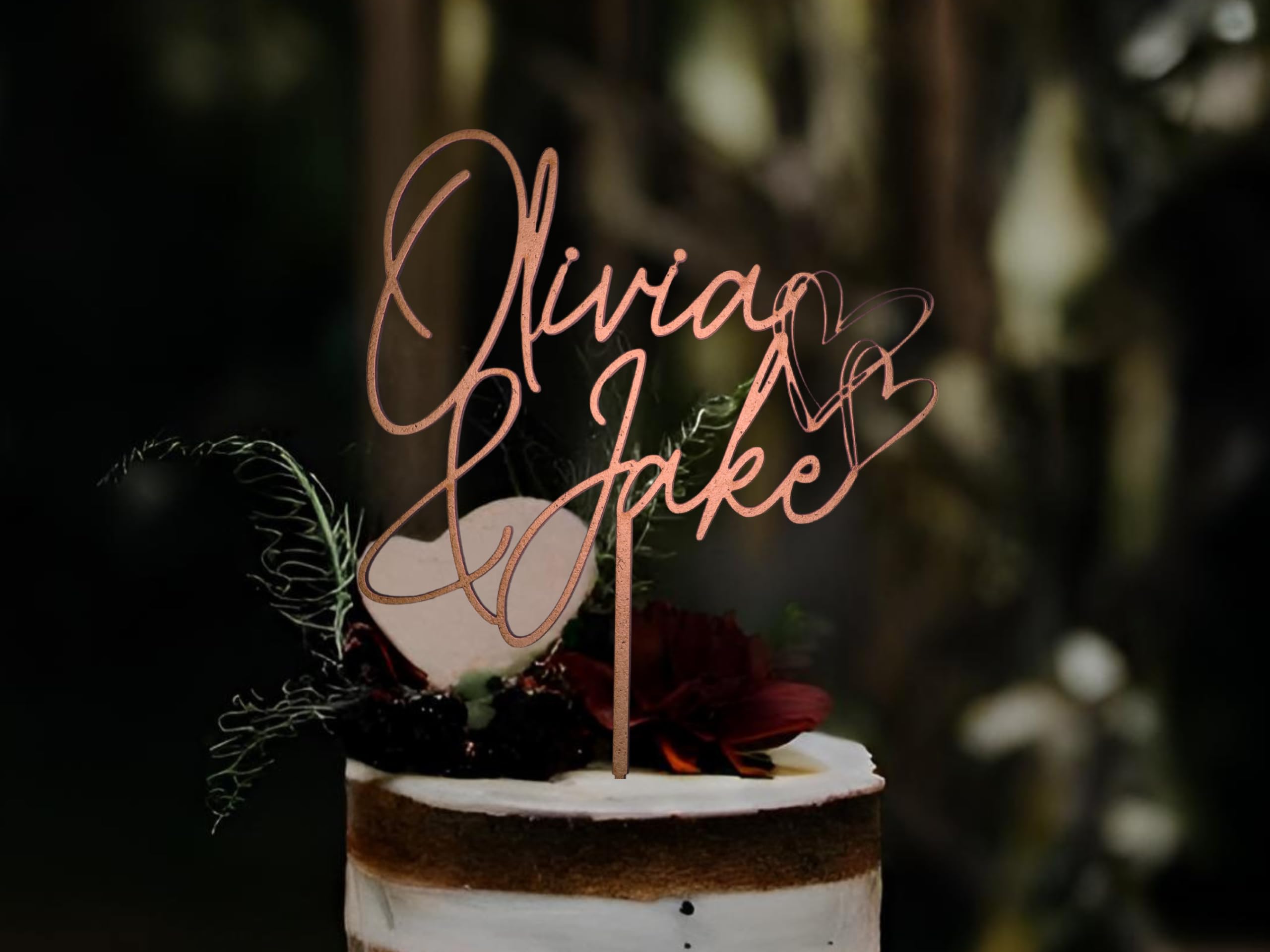 Custom Wedding Cake Topper - Personalized Bride & Groom Name Cake Topper for Engagement & Wedding Cakes - Unique Wedding Gift for Couples - Perfect for Anniversary, Bridal Shower & Reception Decor