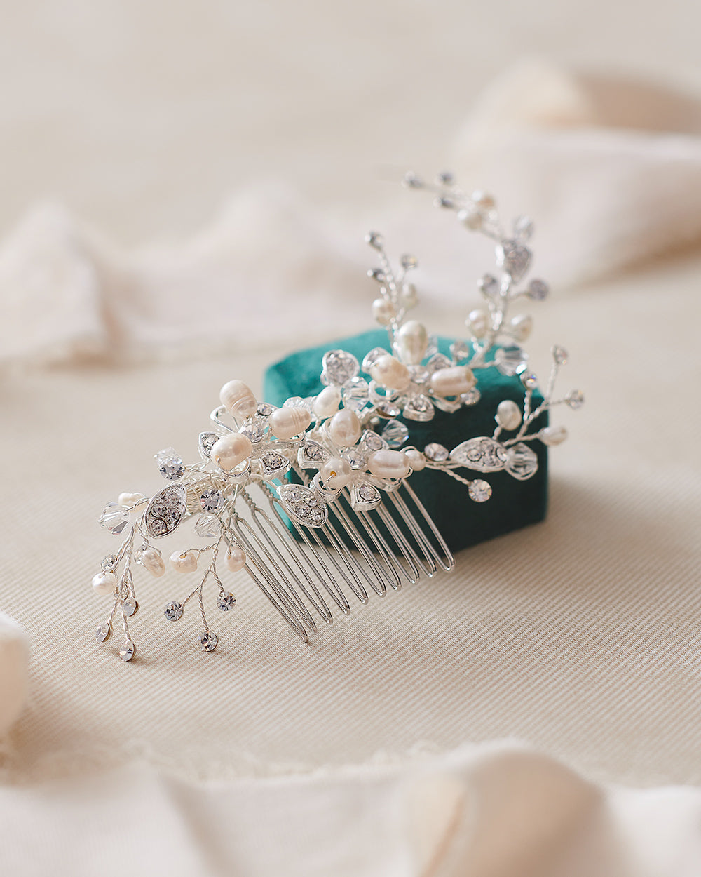 Angela Pearl Comb - Elegant Hair Accessory for Women | Perfect for Weddings, Prom & Special Occasions