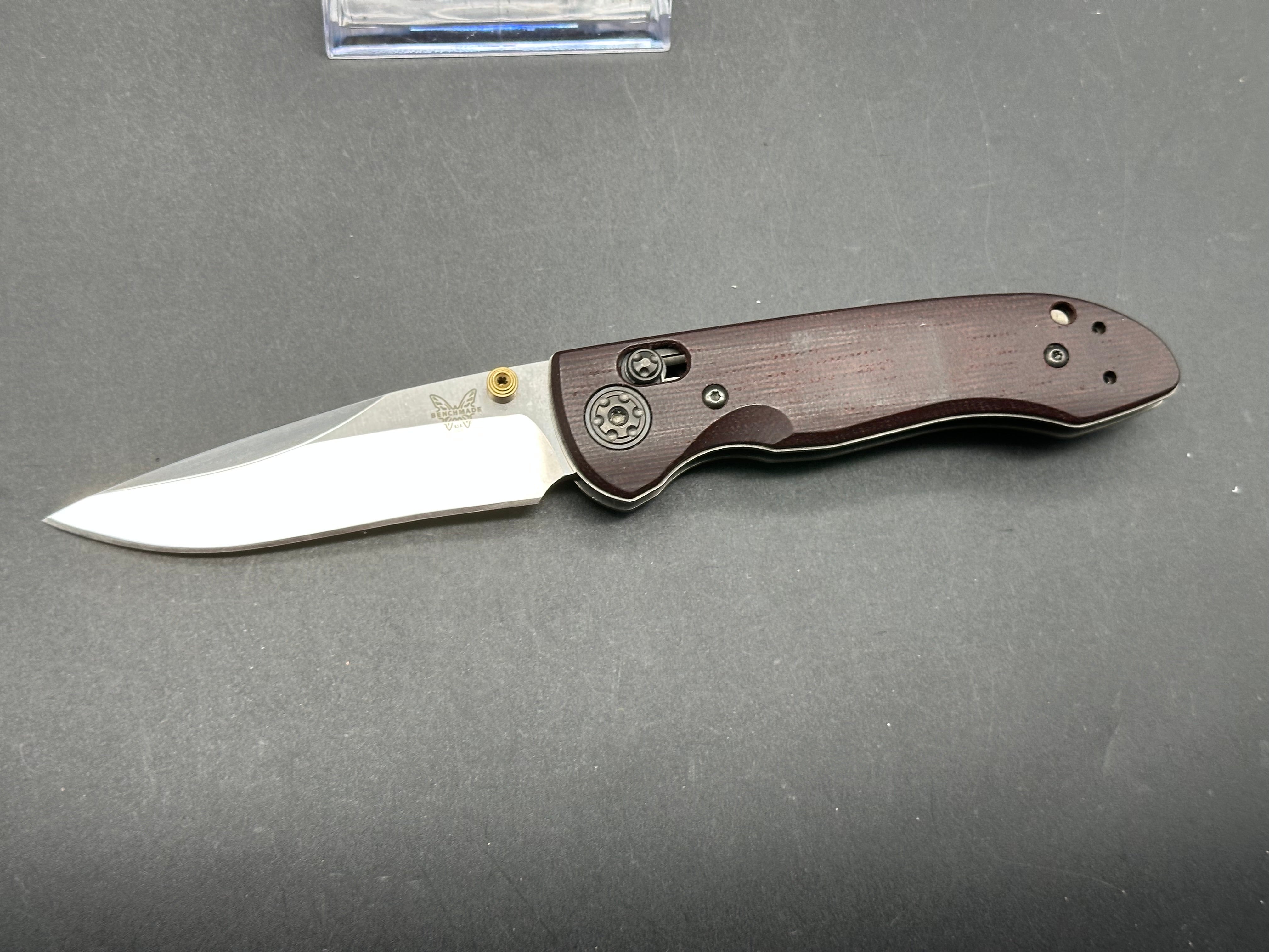 Benchmade Foray Folding Knife - Used in Good Condition, Red Micarta Handle, 20CV Steel Blade - Perfect for EDC, Camping & Outdoor Adventures