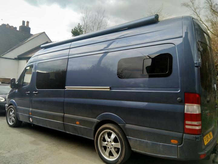 Van Bunk Half Slider Window for Driver Side 40