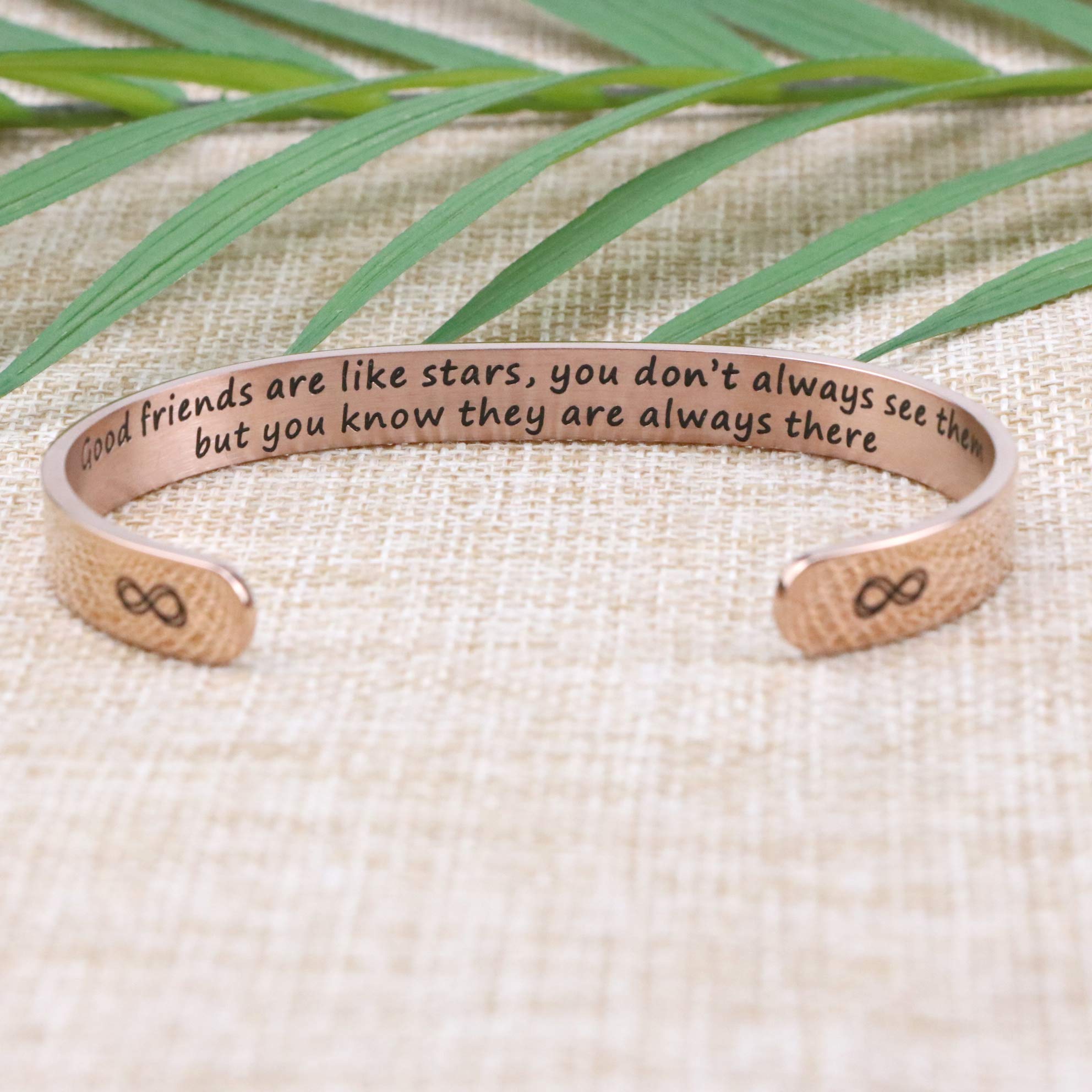JoycuFF Stainless Steel Cuff Bracelet for Women - Elegant Bangle Gift for Mom, Mother, Mummy - Perfect for Christmas, Birthday, Thanksgiving & Year-Round Gifting - Ideal for Special Occasions, Daily Wear & Heartfelt Surprises